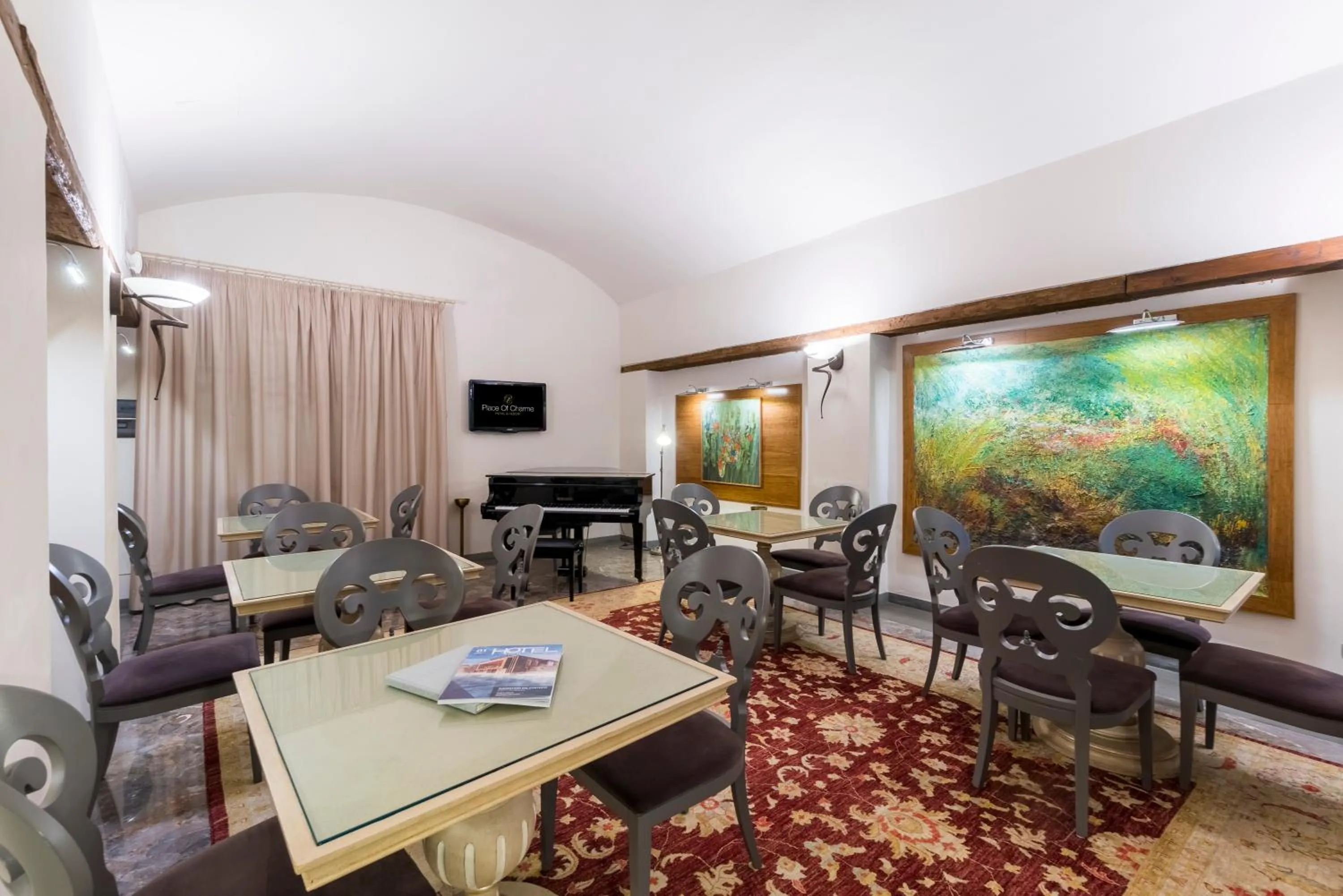 Lobby or reception in Hotel Art Atelier - Place of Charme