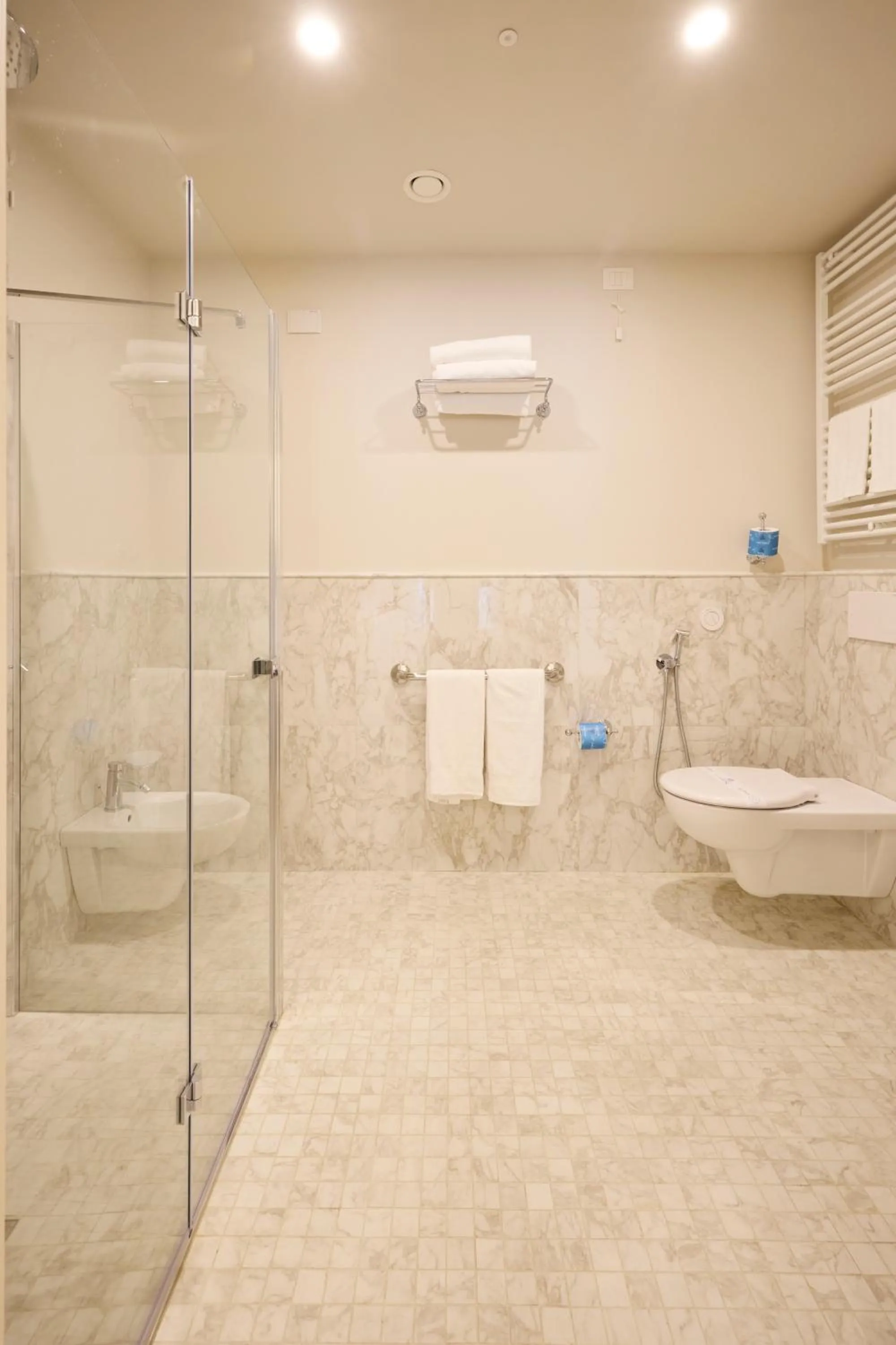 Shower in Hotel Art Atelier - Place of Charme