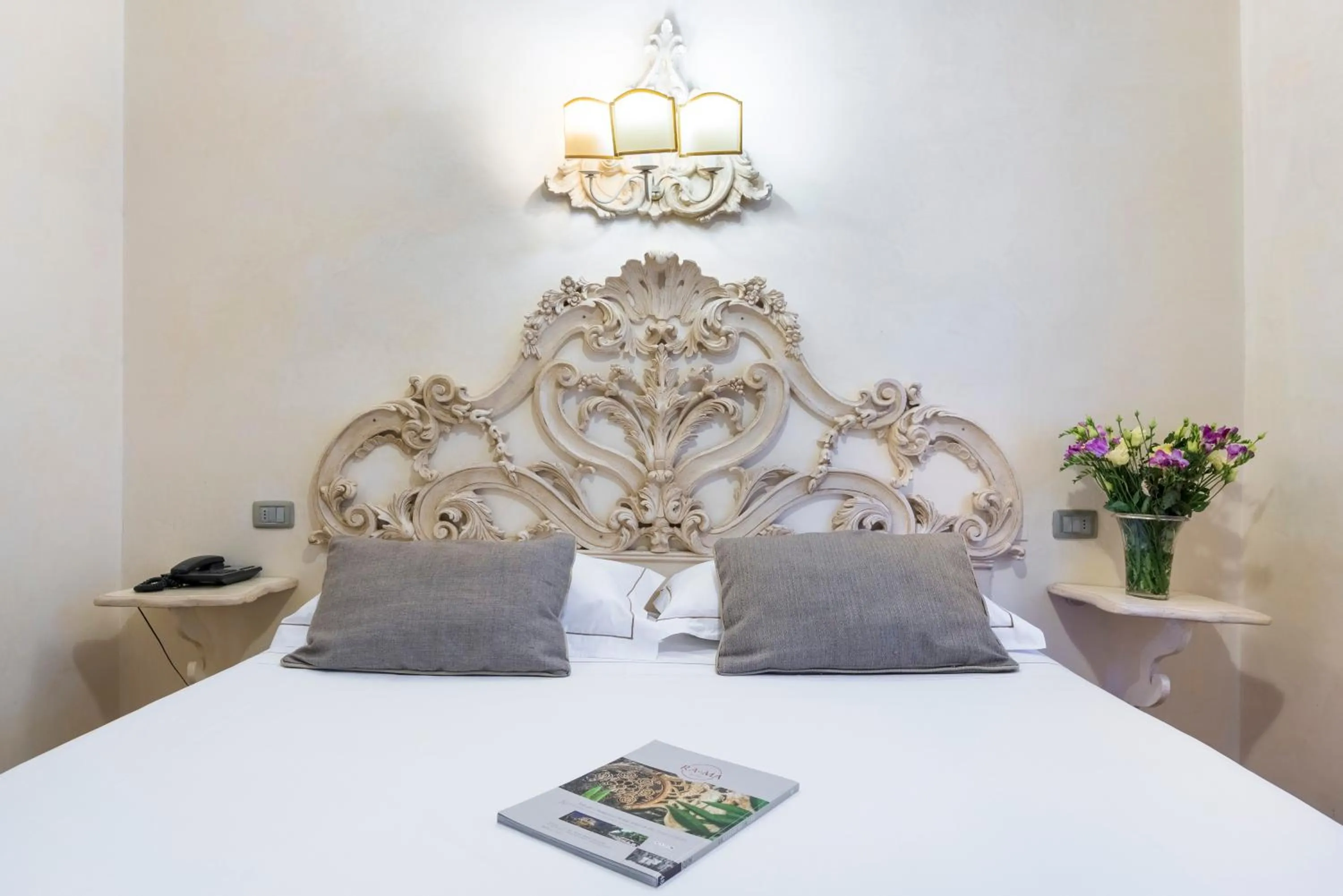 Bedroom, Bed in Hotel Art Atelier - Place of Charme