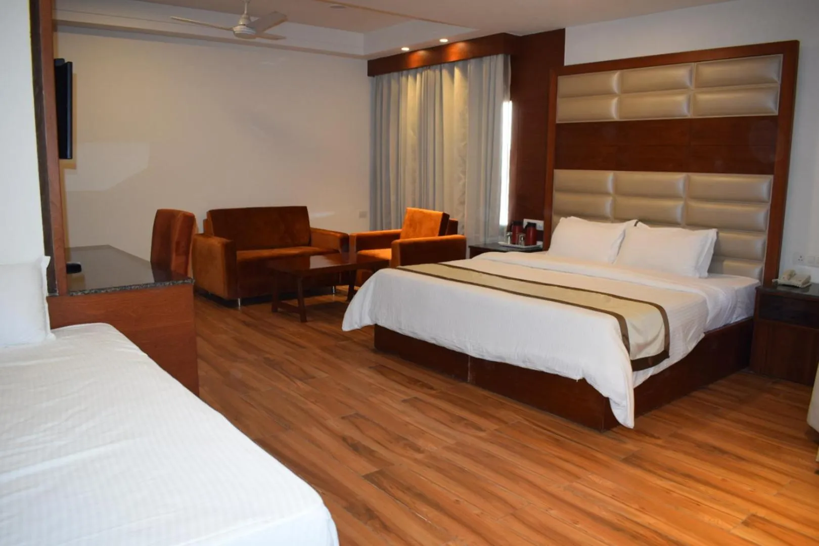 Bedroom, Bed in Cardinal Ambica