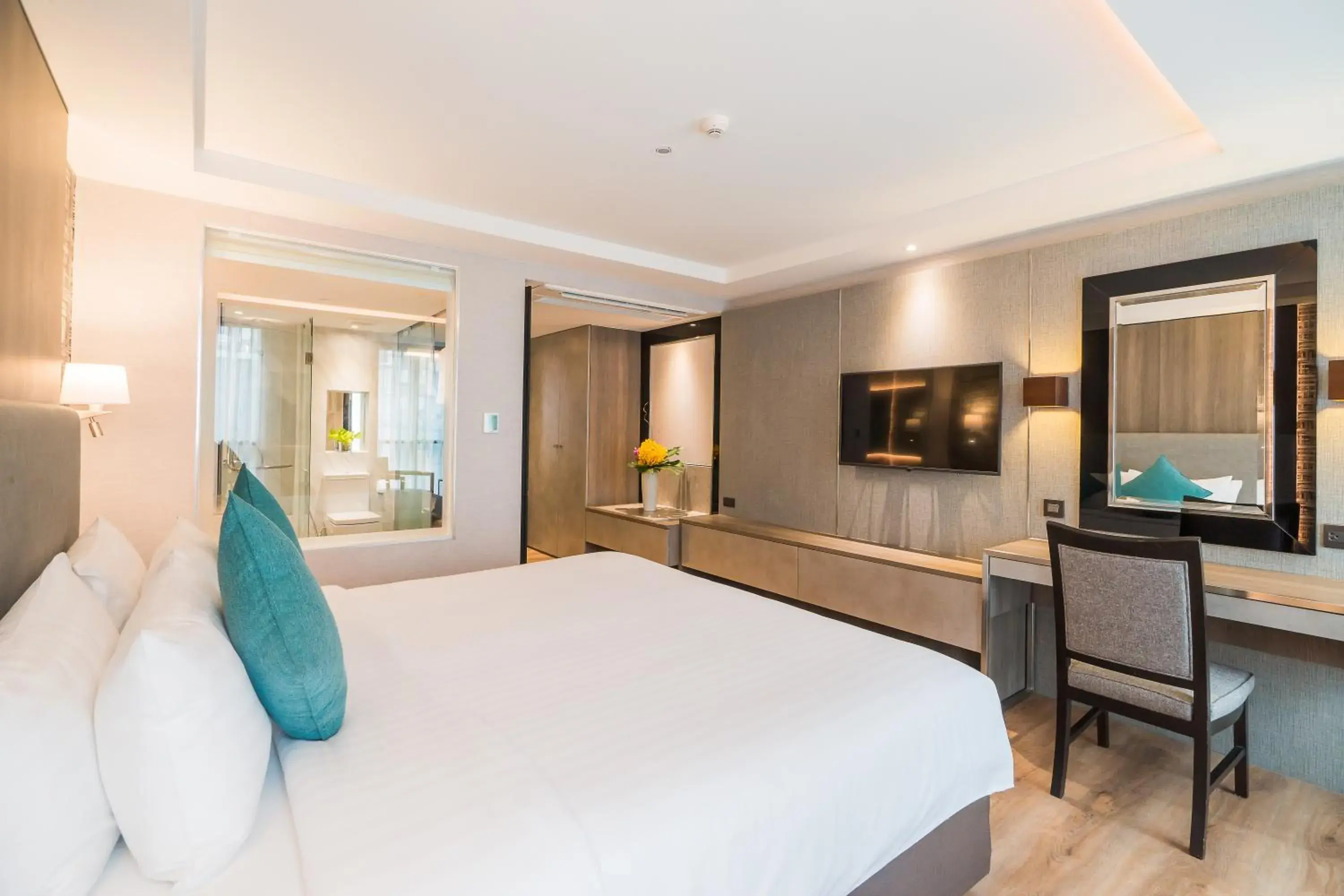Deluxe Room in Citrus Suites Sukhumvit 6 by Compass Hospitality Deluxe Room in Citrus Suites Sukhumvit 6 by Compass Hospitality