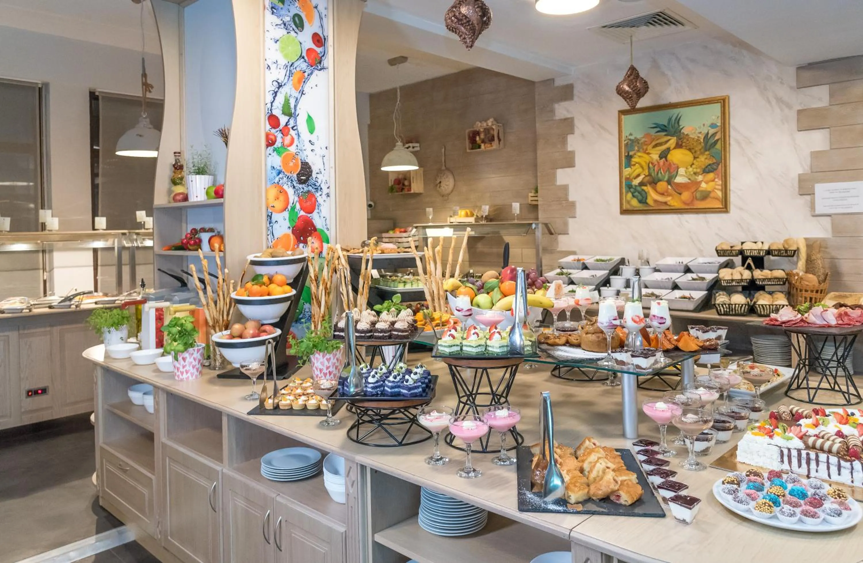 Restaurant/places to eat in St George Ski & Holiday - Half Board & All Inclusive