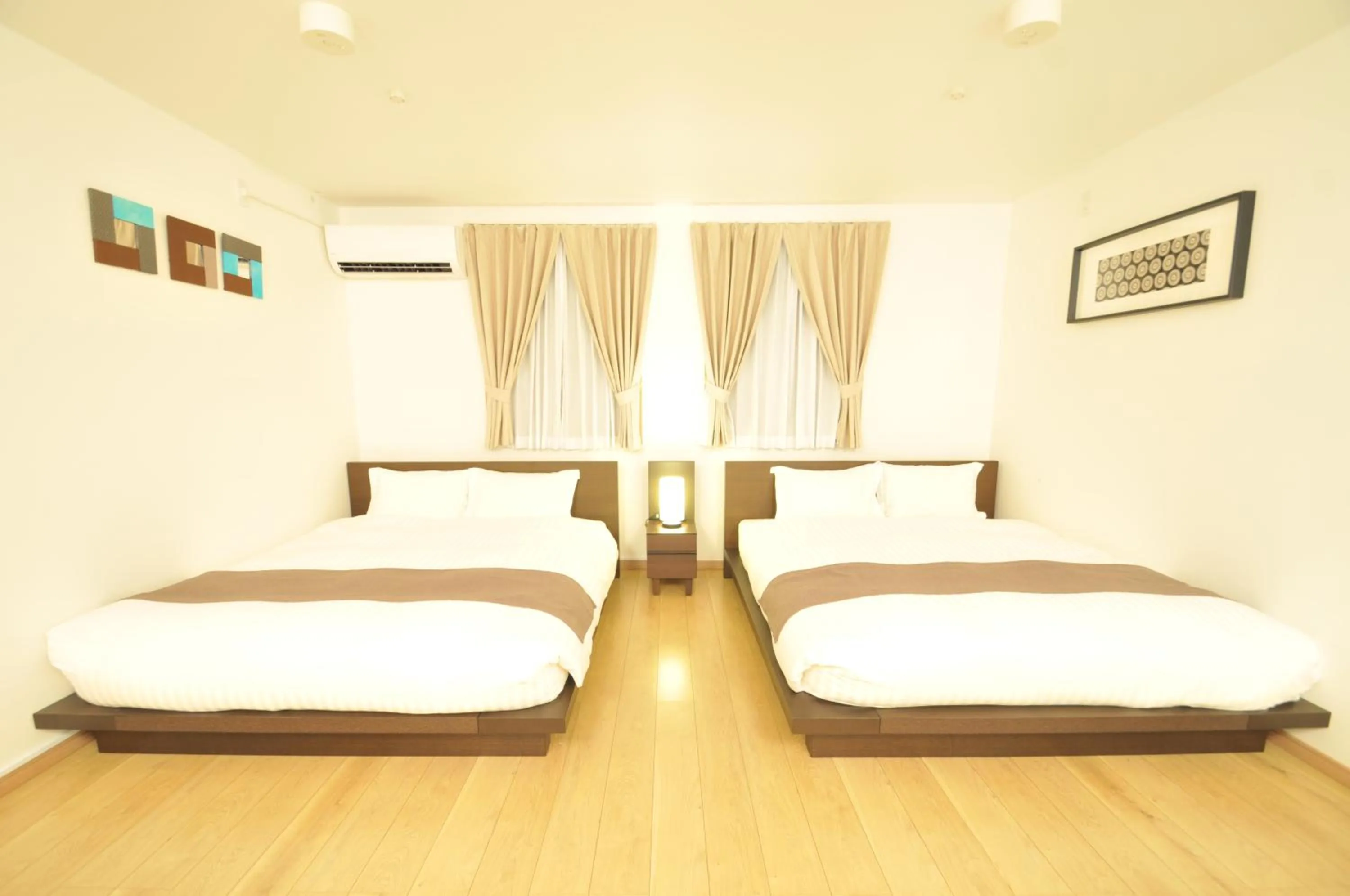 Seating area in Stay SAKURA Tokyo Asakusa Townhouse