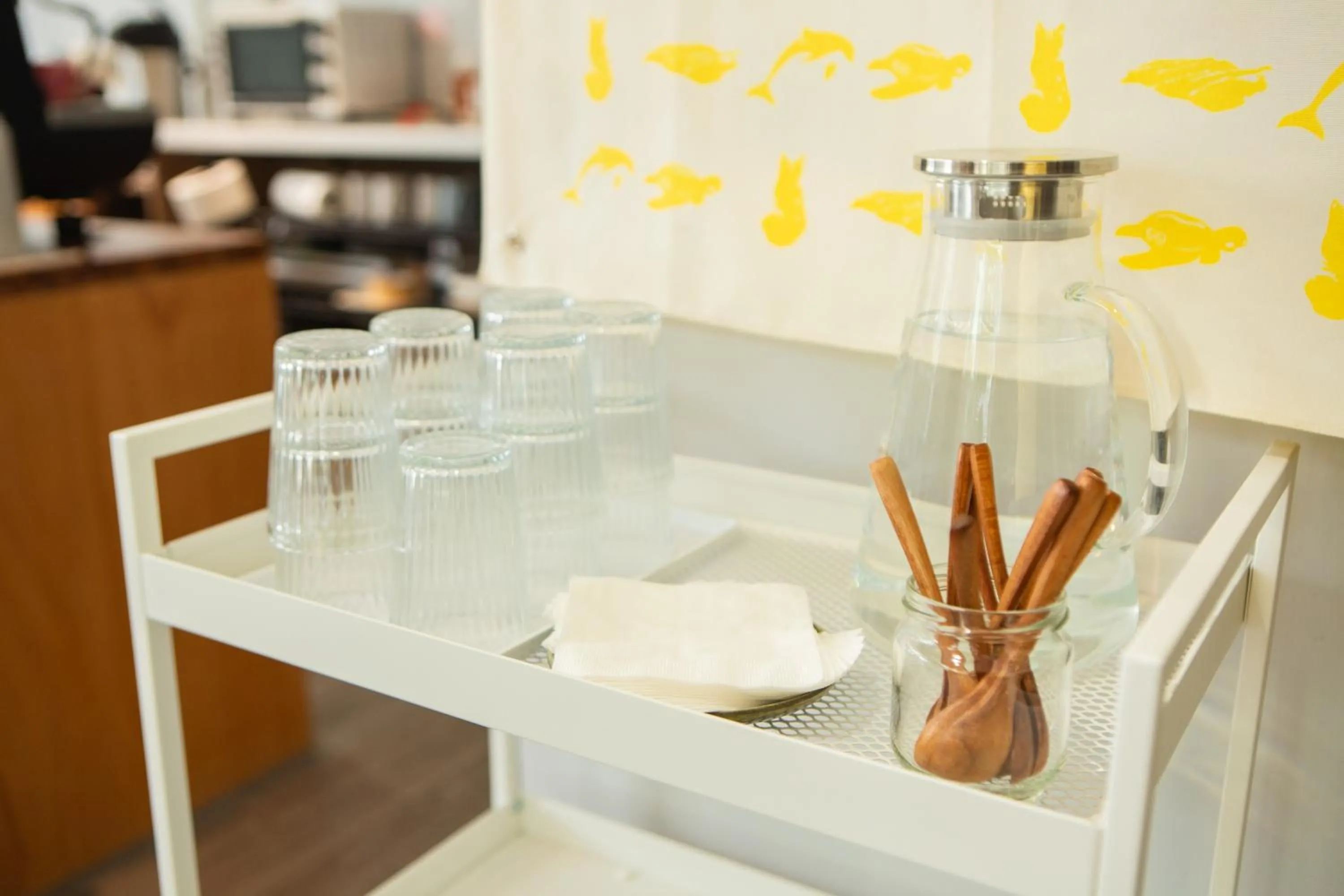 Corner Hostel & Cafe