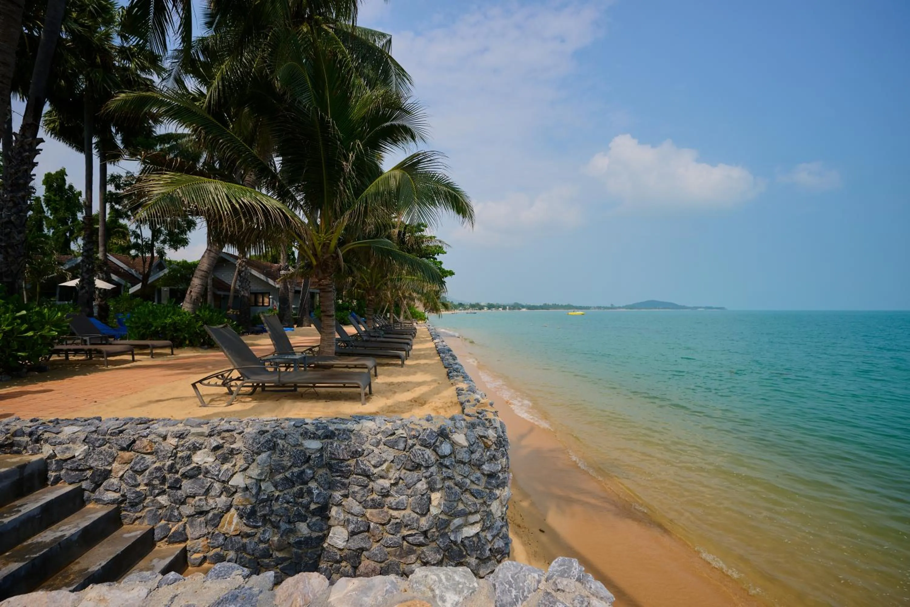 Beach in Paradise Beach Resort, Koh Samui - SHA Extra Plus