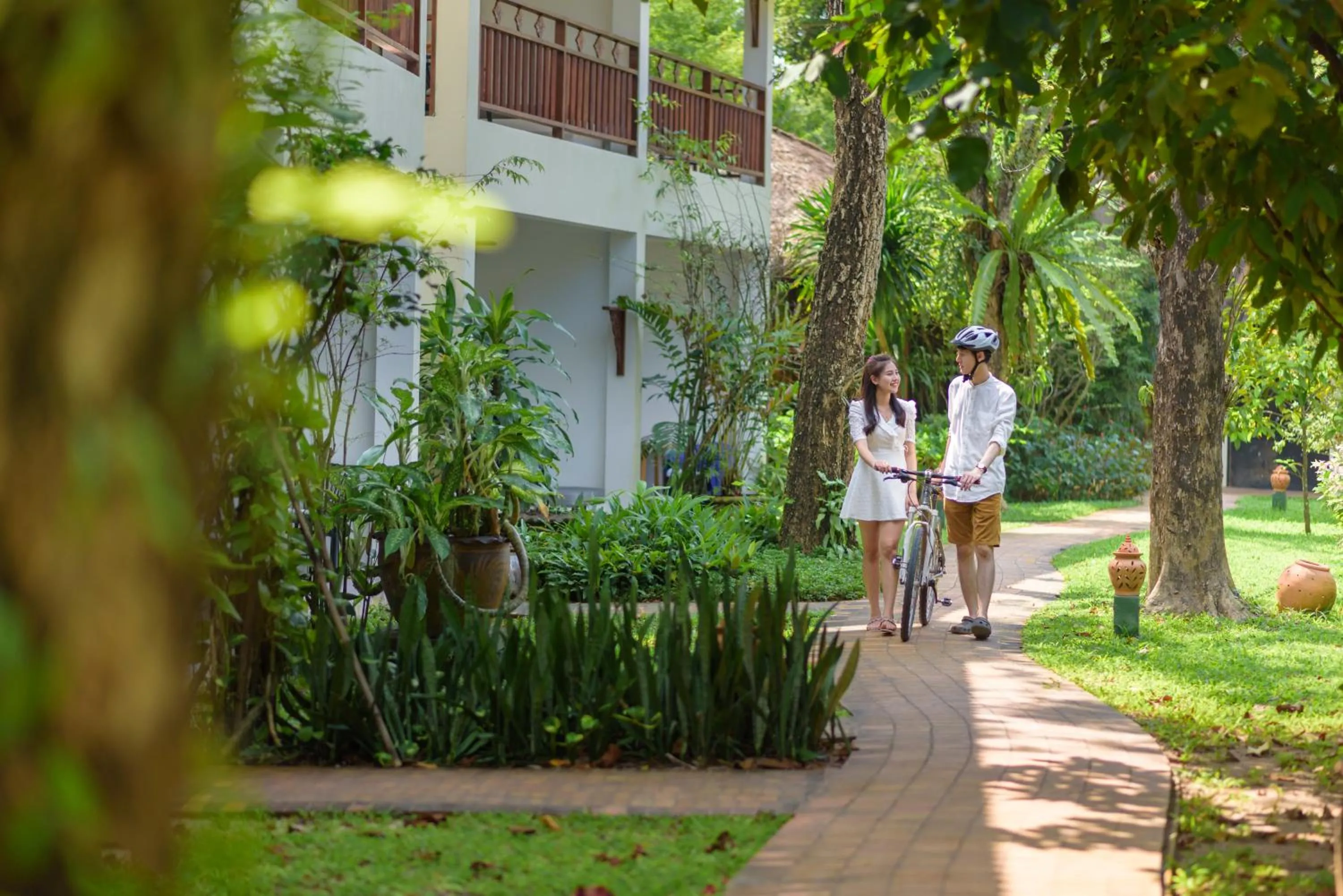 People in Paradise Beach Resort, Koh Samui - SHA Extra Plus