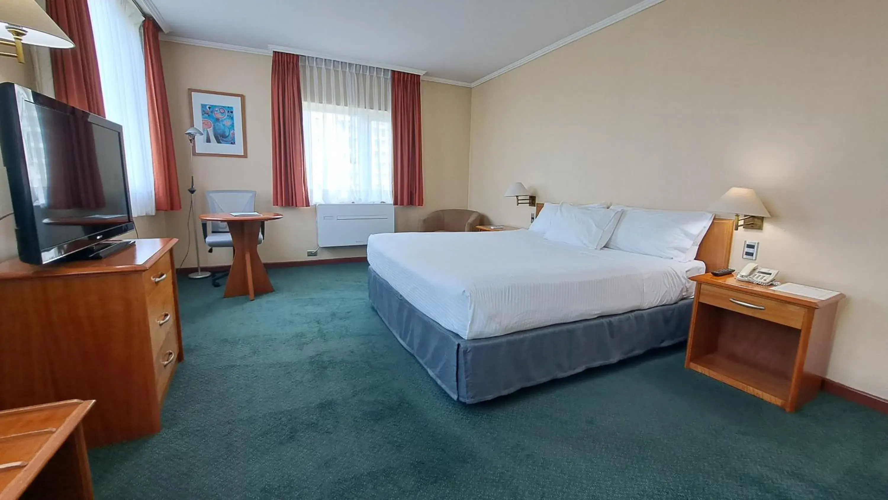 Queen Room - single occupancy in Hotel Diego De Almagro Talca Queen Room - single occupancy in Hotel Diego De Almagro Talca