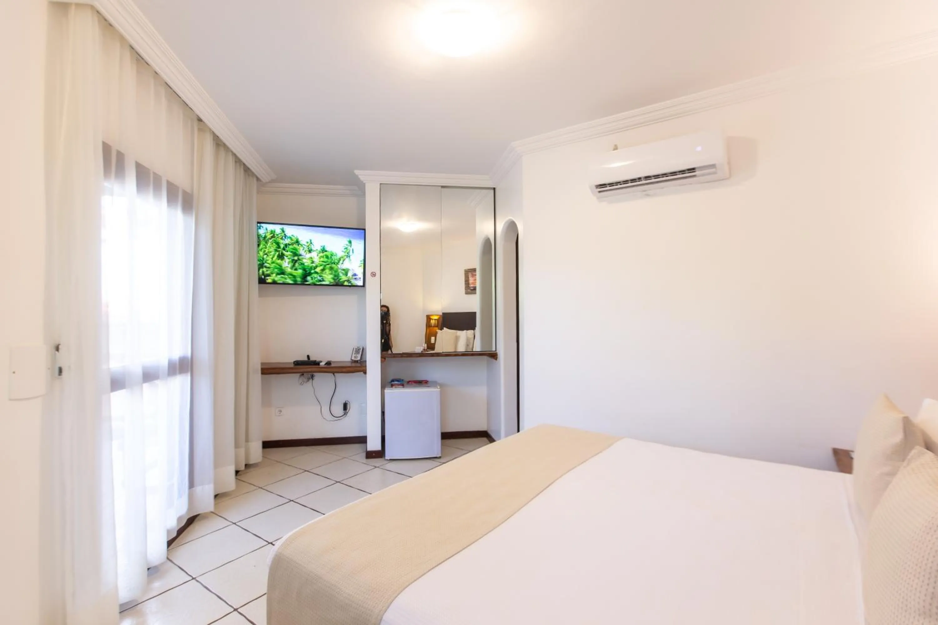 Bed in Duro Beach Hotel