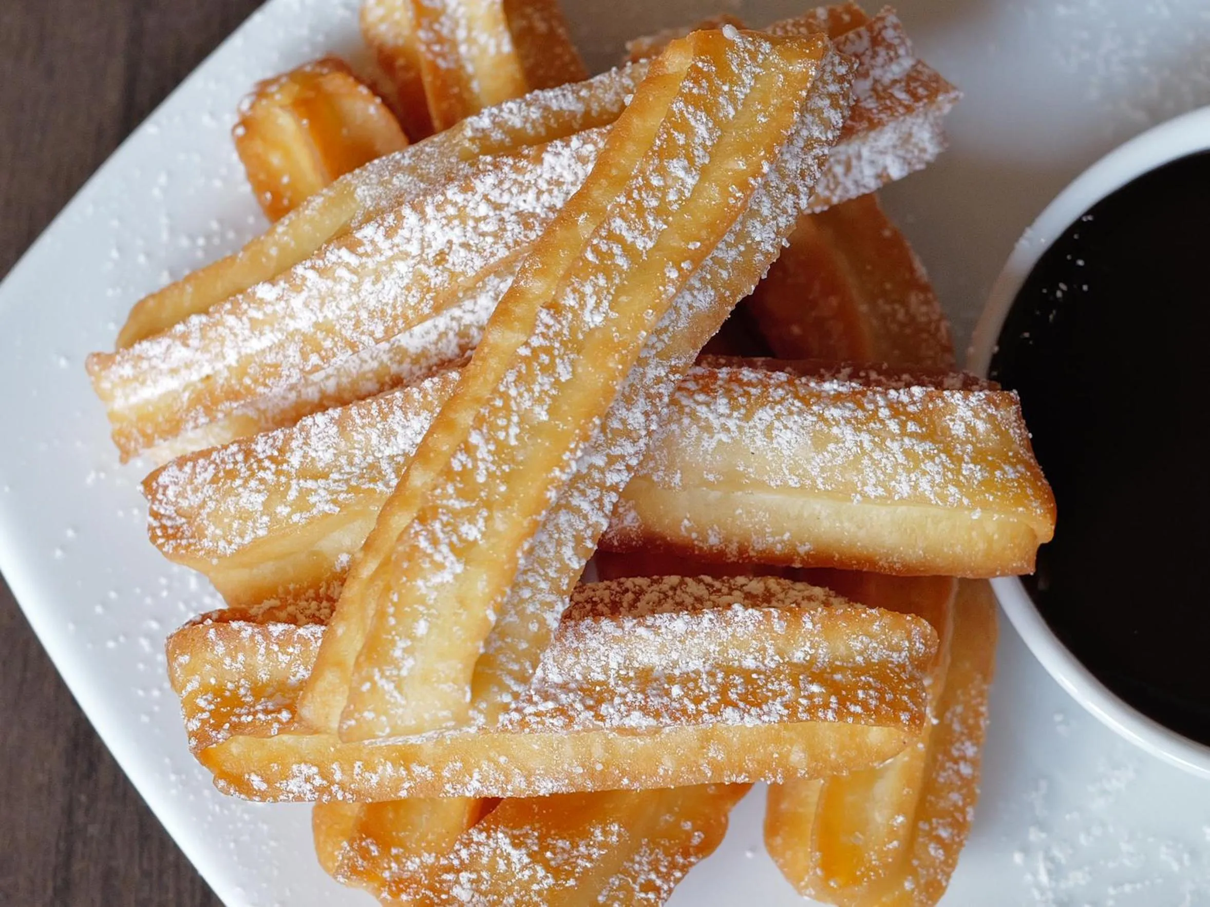 Restaurant/places to eat in The Dawin Hotel