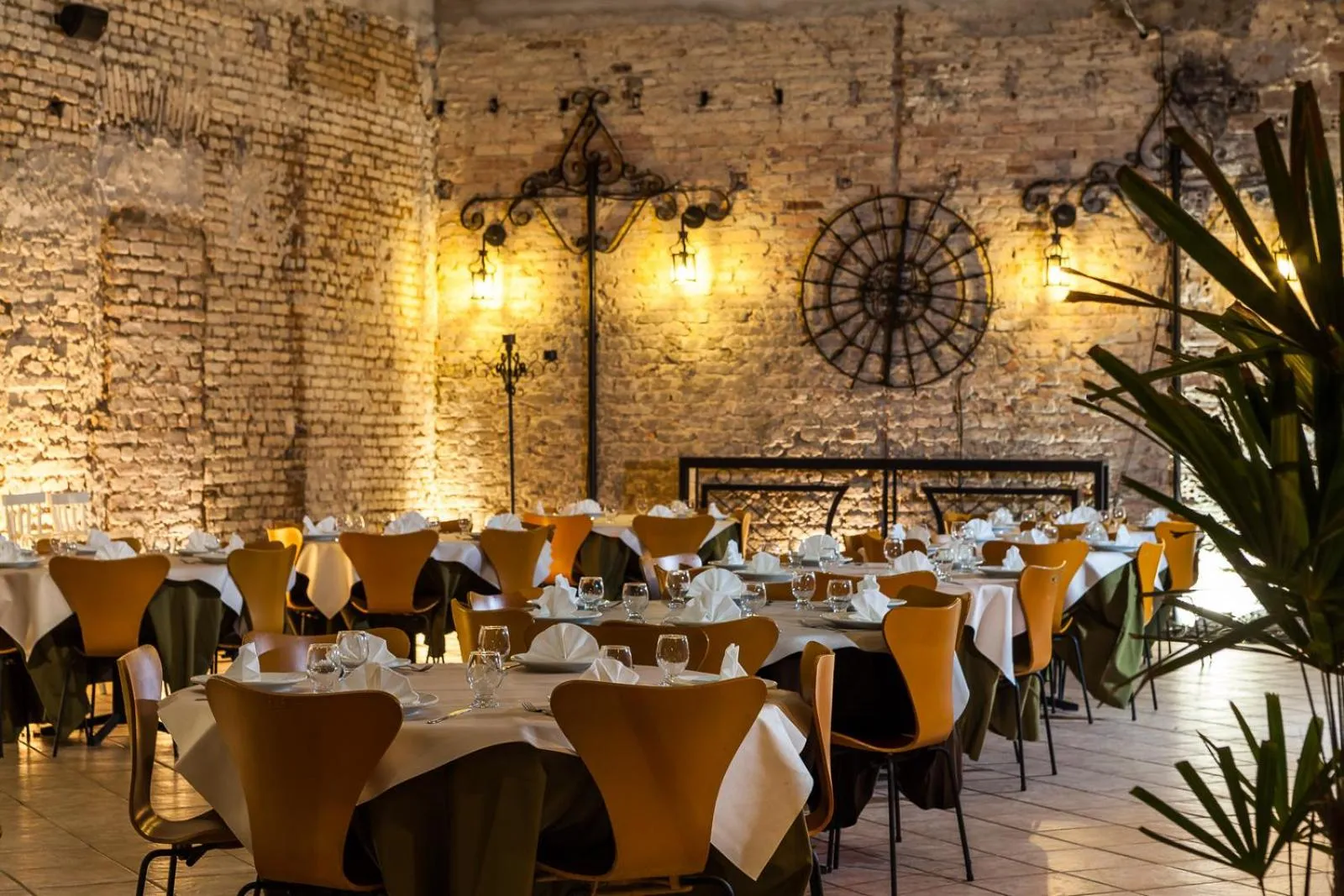 Restaurant/places to eat in Hotel Tavares Correia