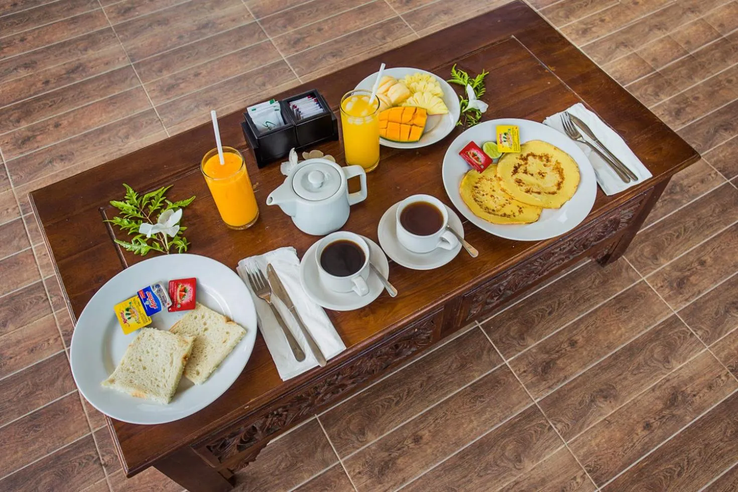 Continental breakfast in 221 Garden Cottages