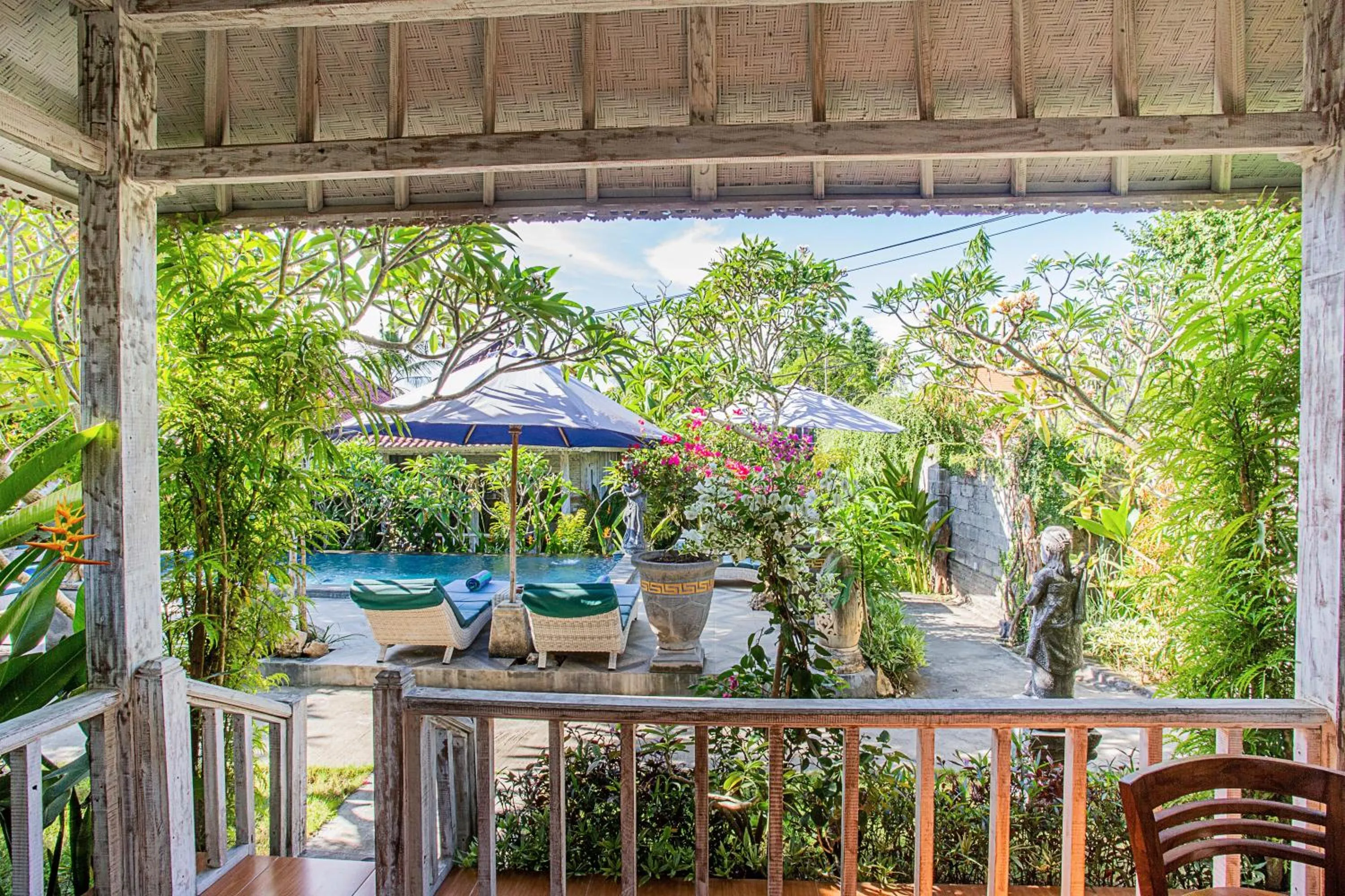 Balcony/Terrace in 221 Garden Cottages