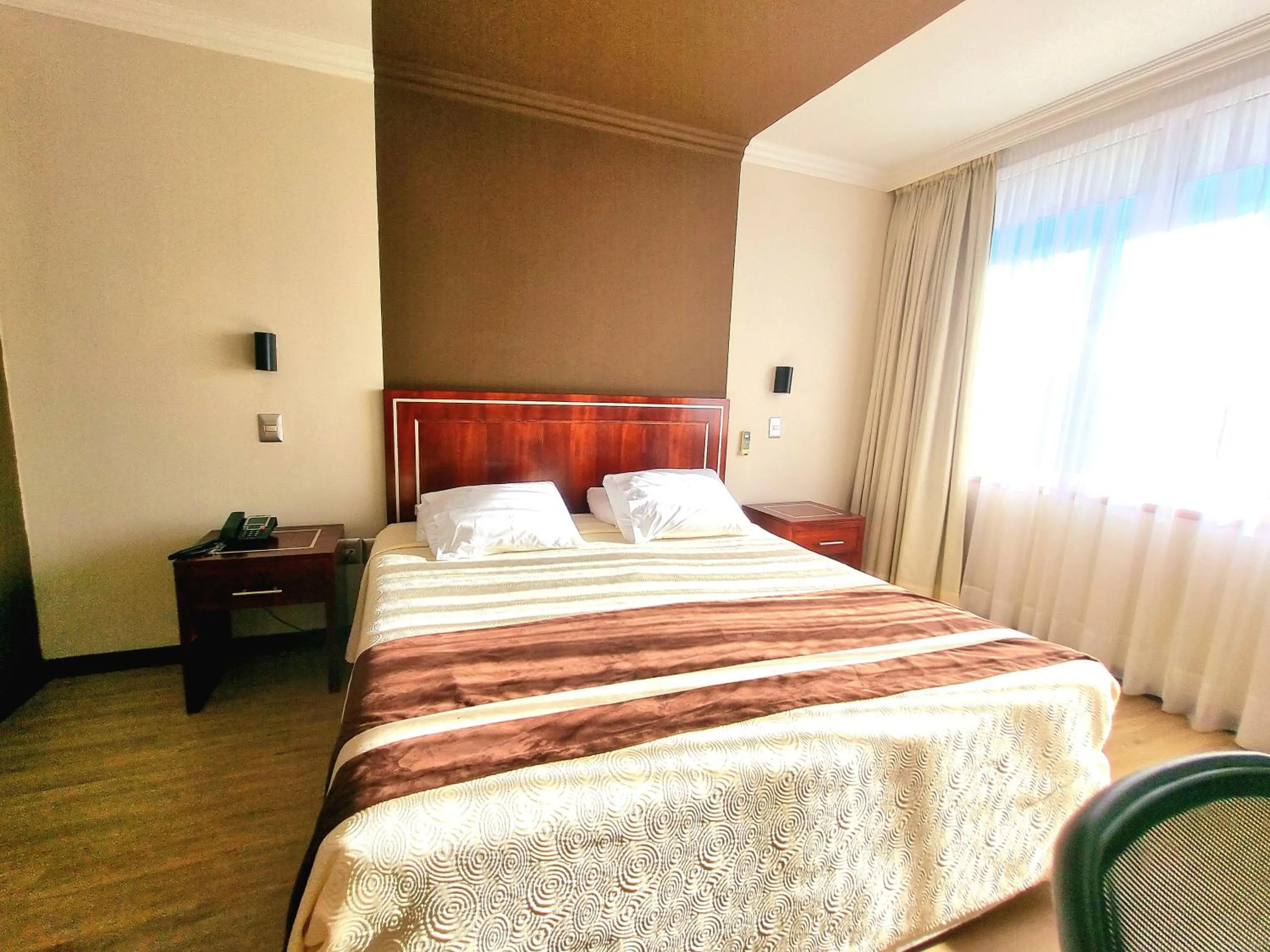 Photo of the whole room, Bed in Hotel El Araucano