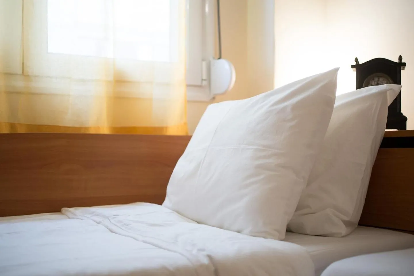 Bed in Acropolis Heart