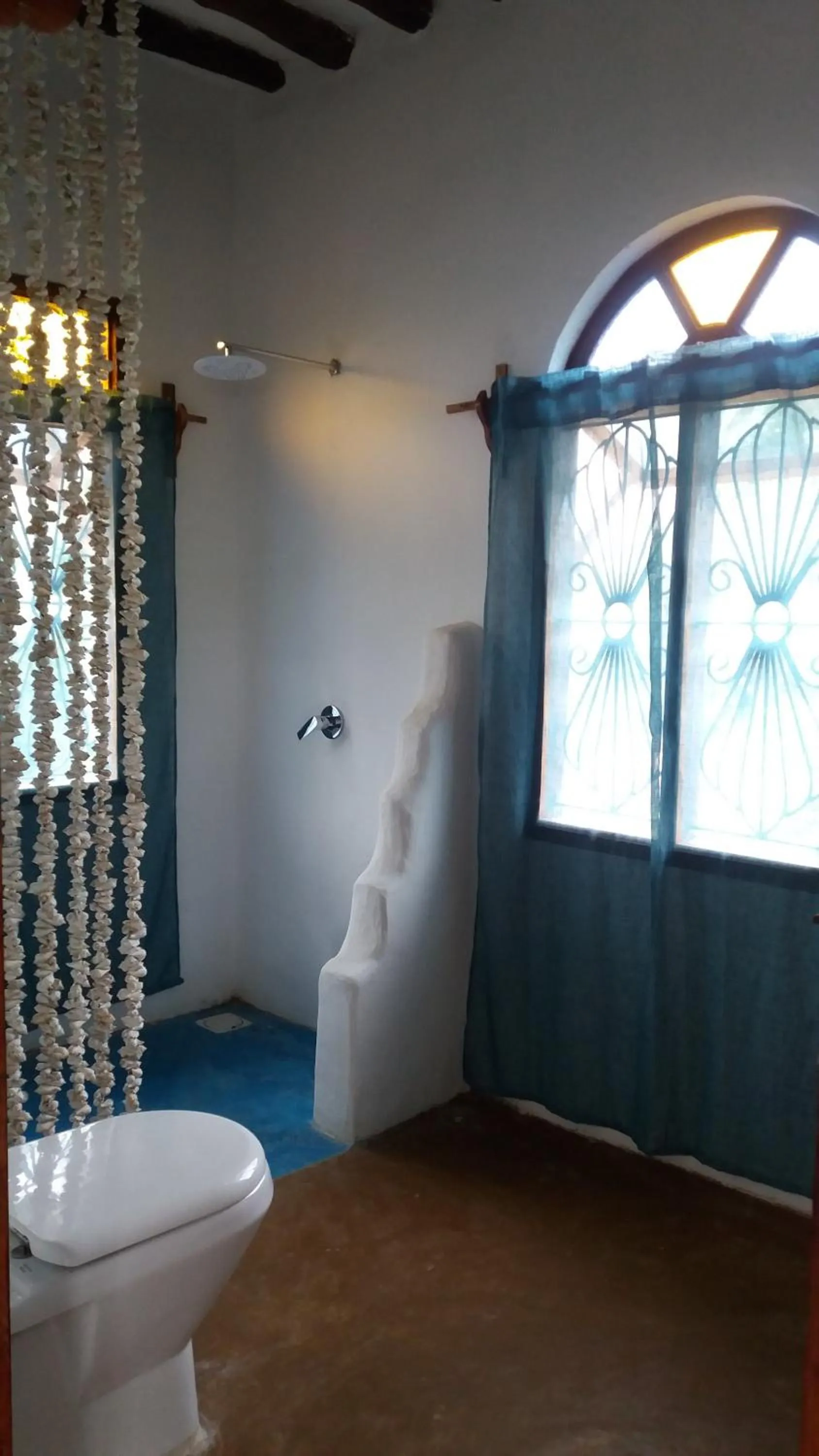 Shower in Laguna Palace Zanzibar