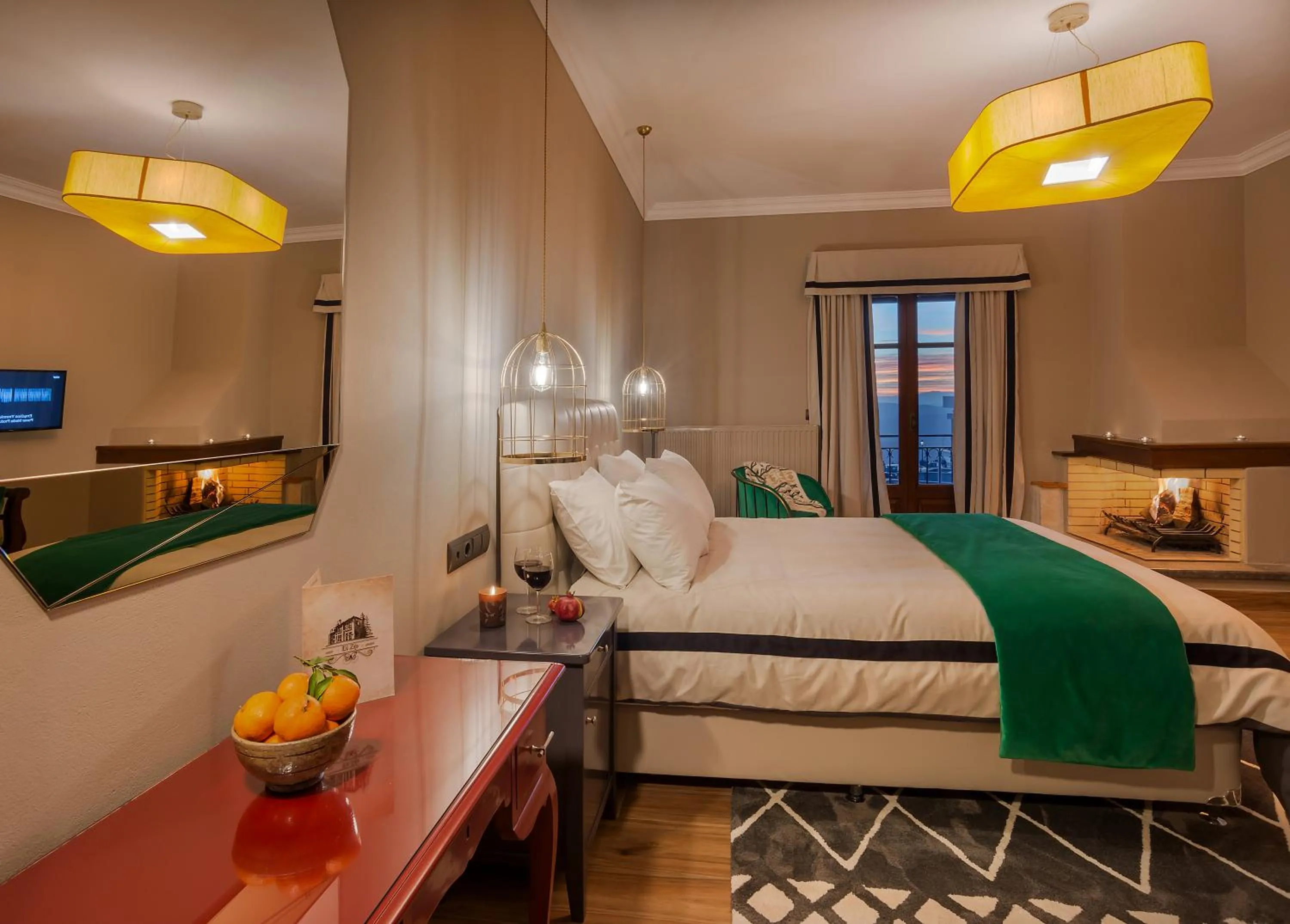 Decorative detail, Bed in Ef Zin Hotel Arachova