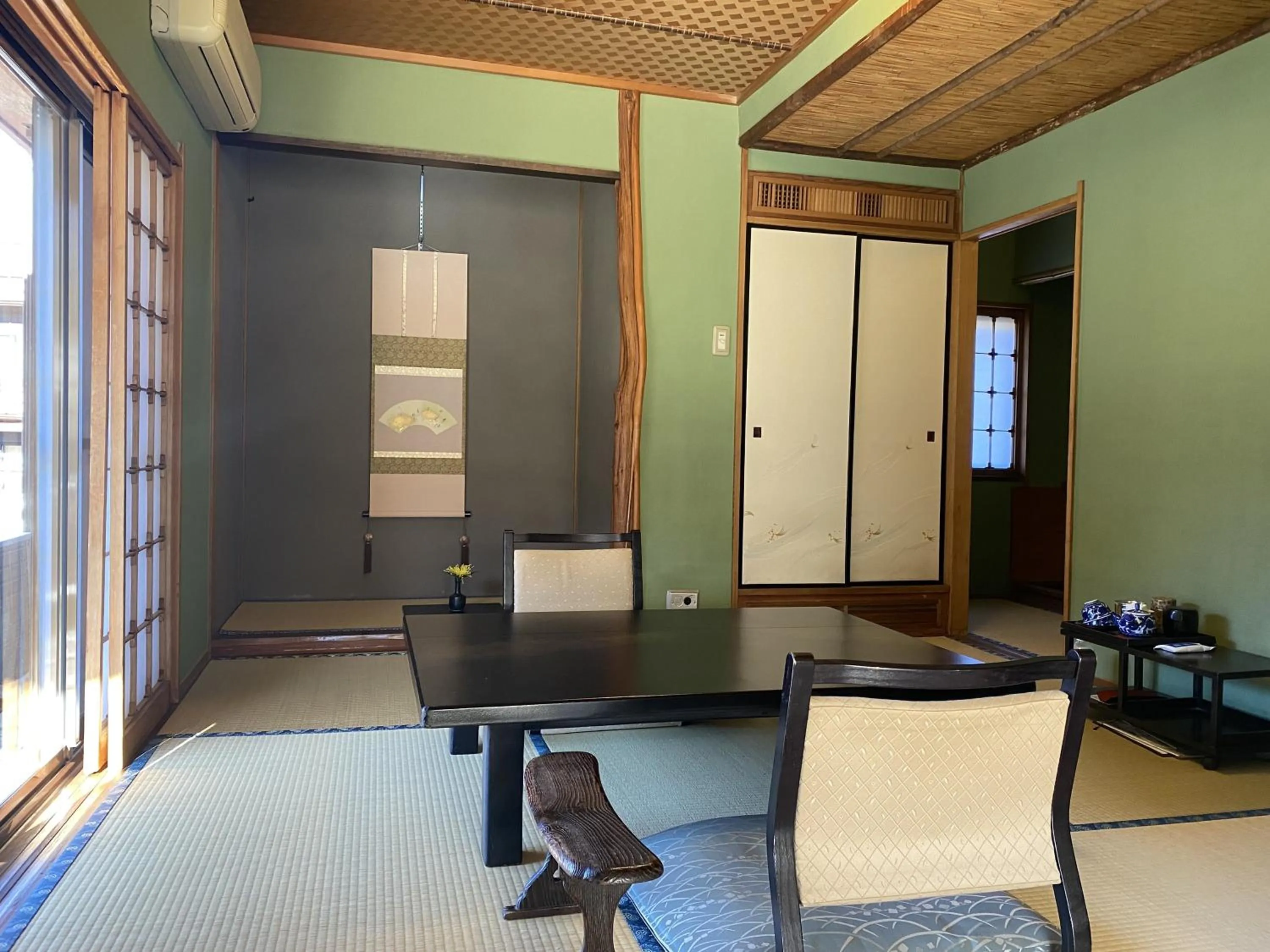 Photo of the whole room in Wakamatsu HakoneYugawara