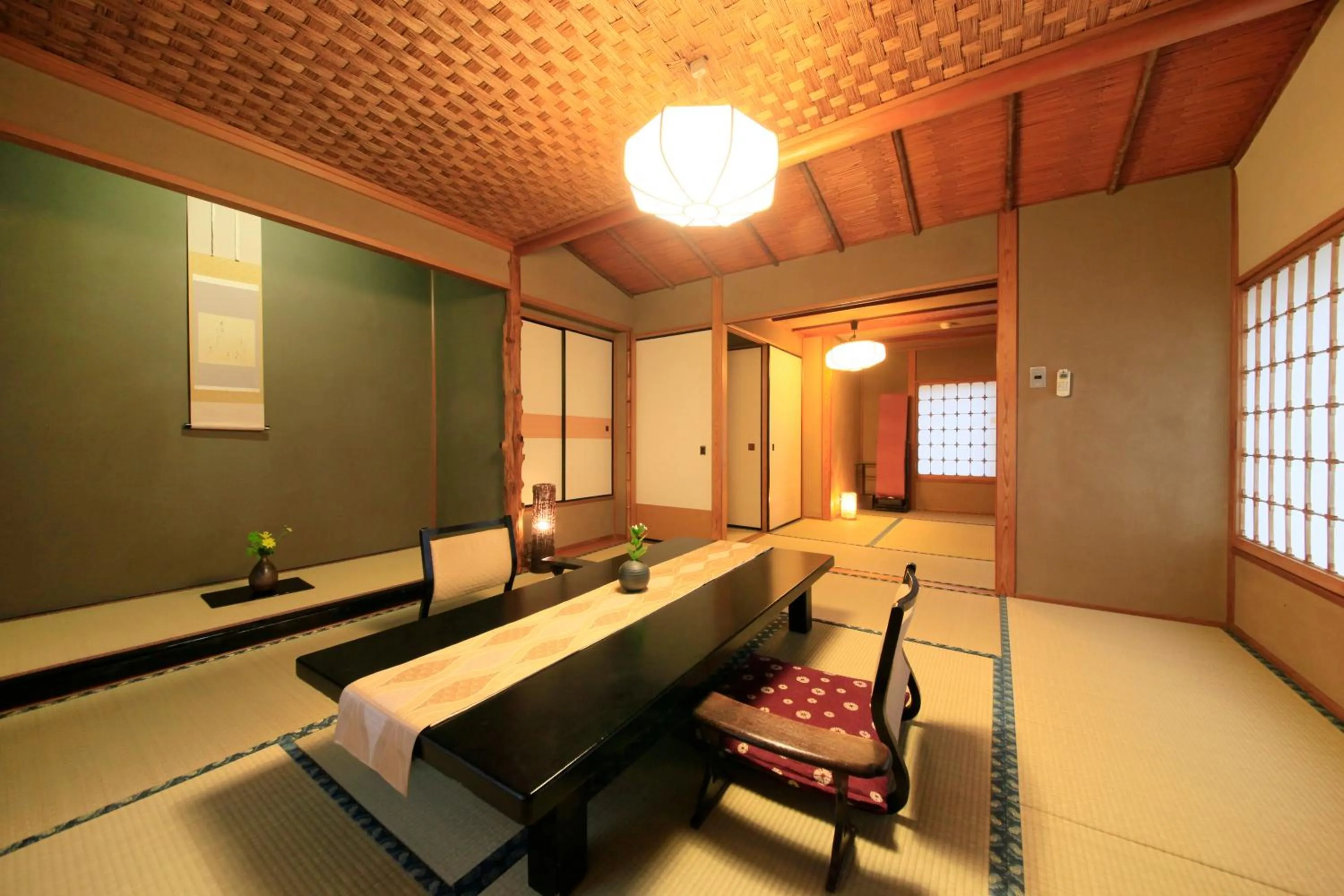 Photo of the whole room in Wakamatsu HakoneYugawara