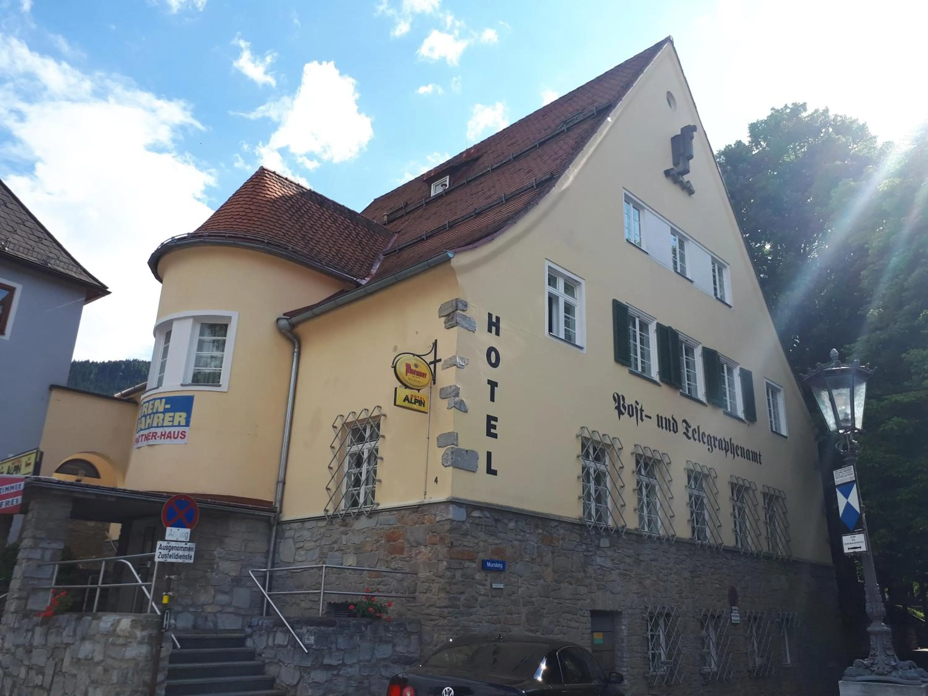 Facade/entrance in Hotel Alpin Murau