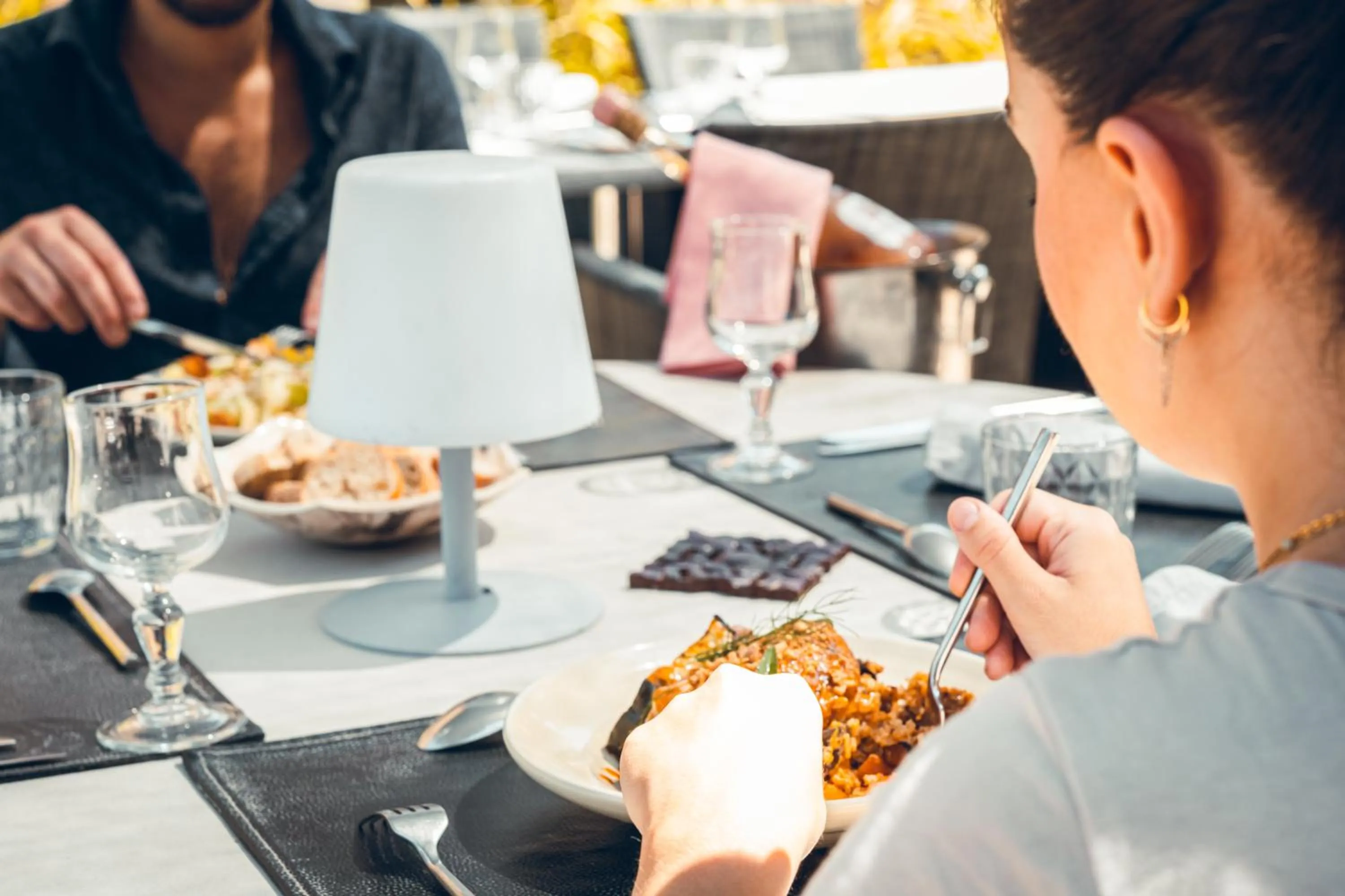 Restaurant/places to eat in Logis Hôtel La Magnanerie - Côté Bistro