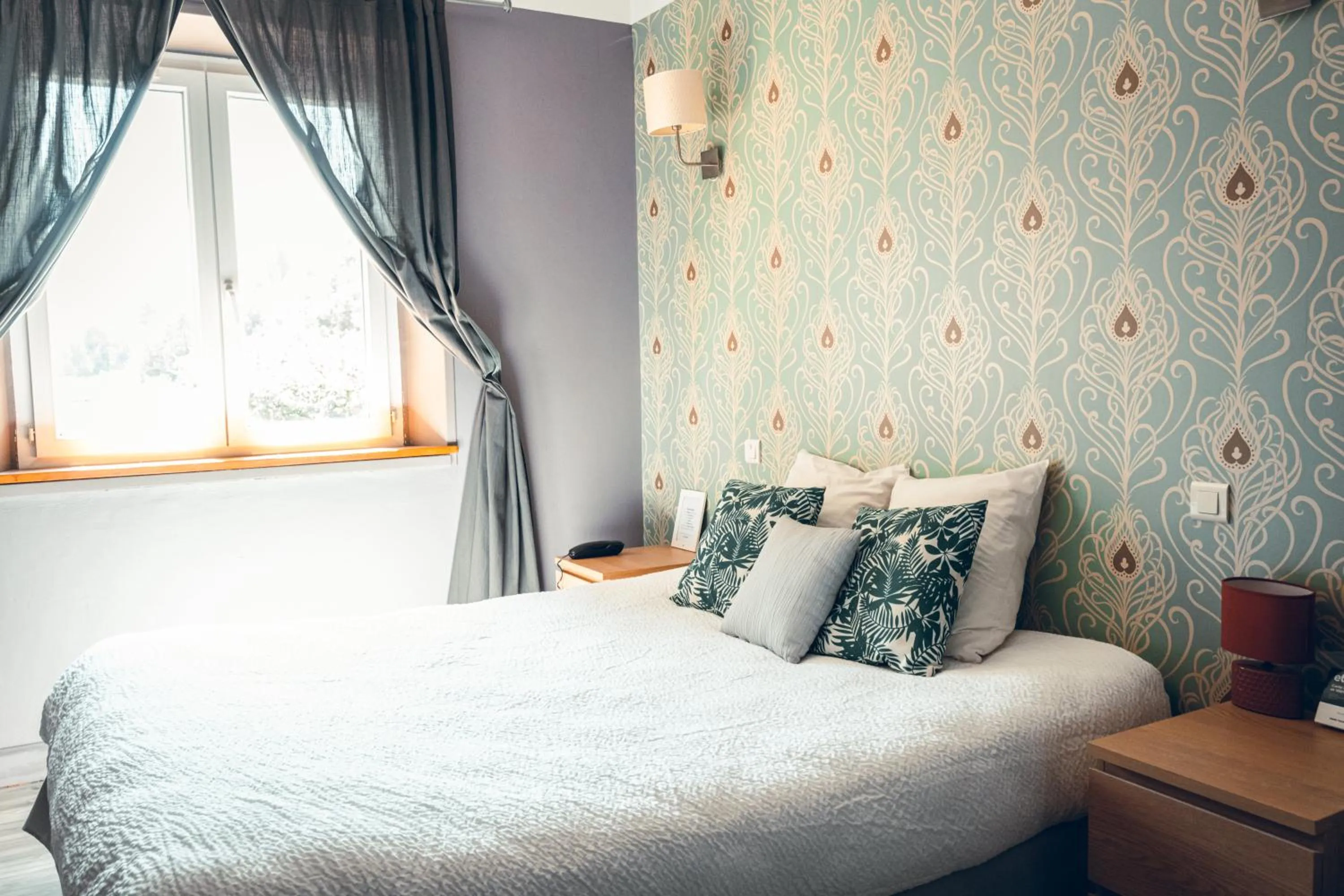 Bedroom, Bed in Logis Hôtel La Magnanerie - Côté Bistro