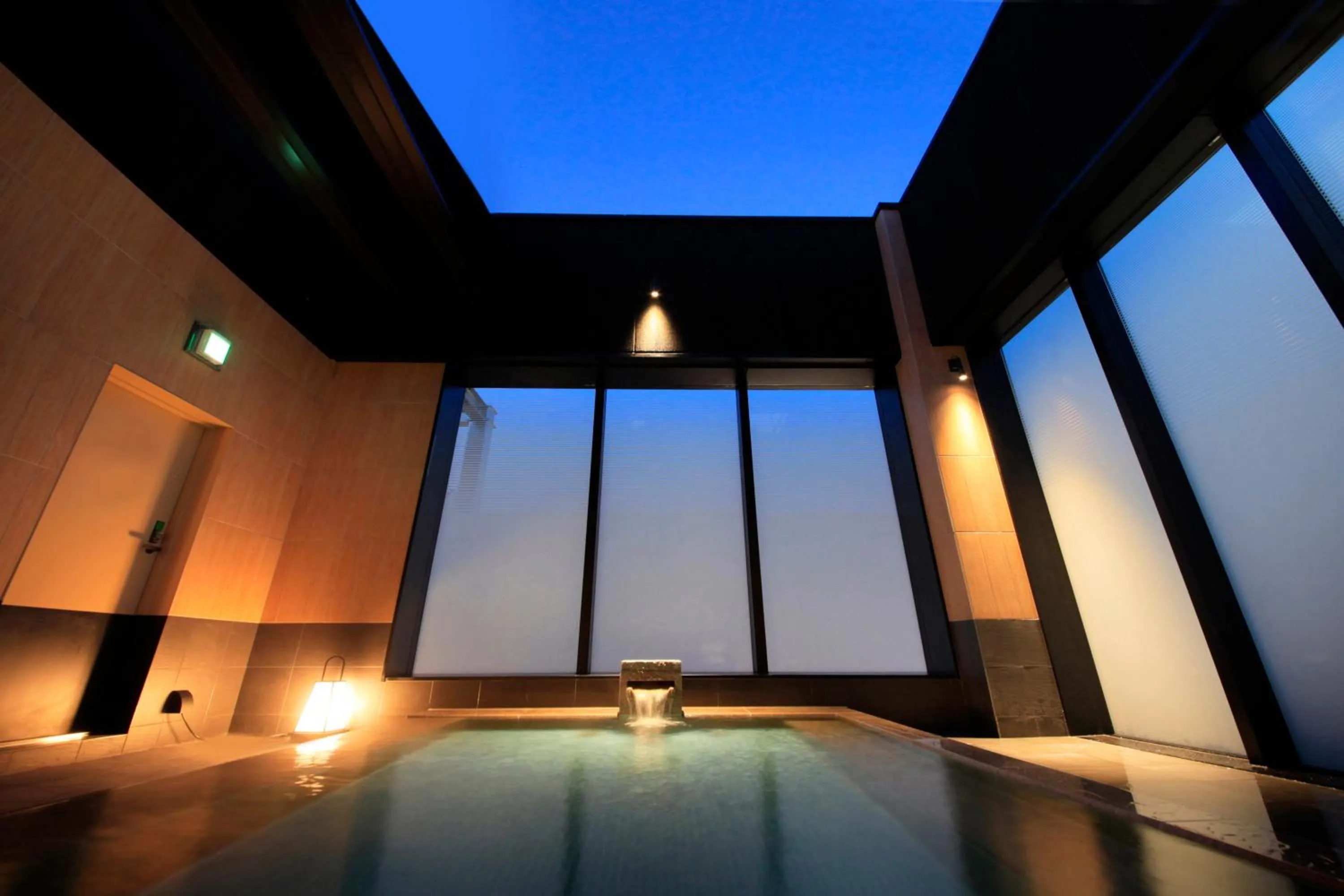 Open Air Bath in Candeo Hotels Tokyo Shimbashi
