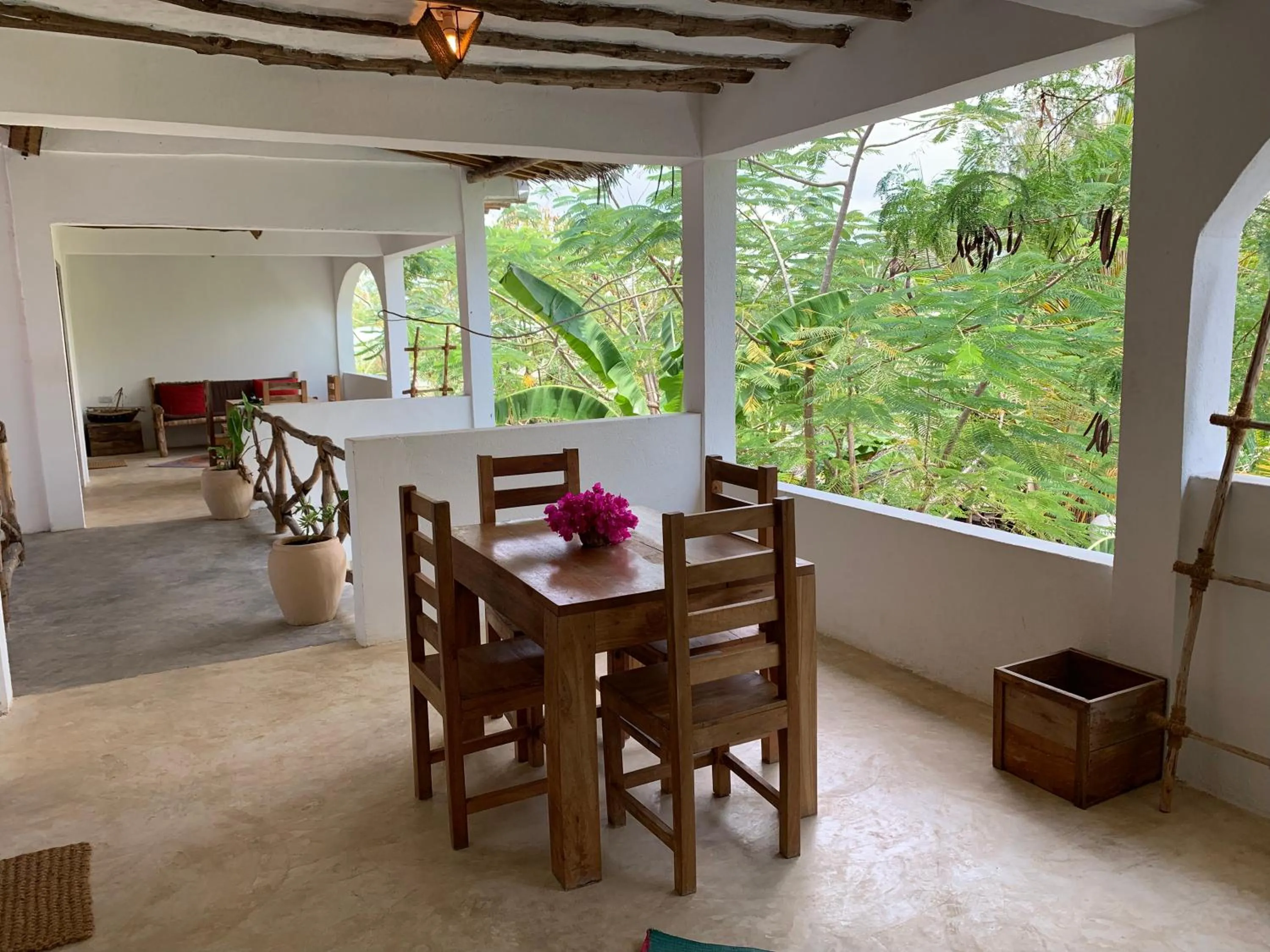 Patio in Breeze Residence