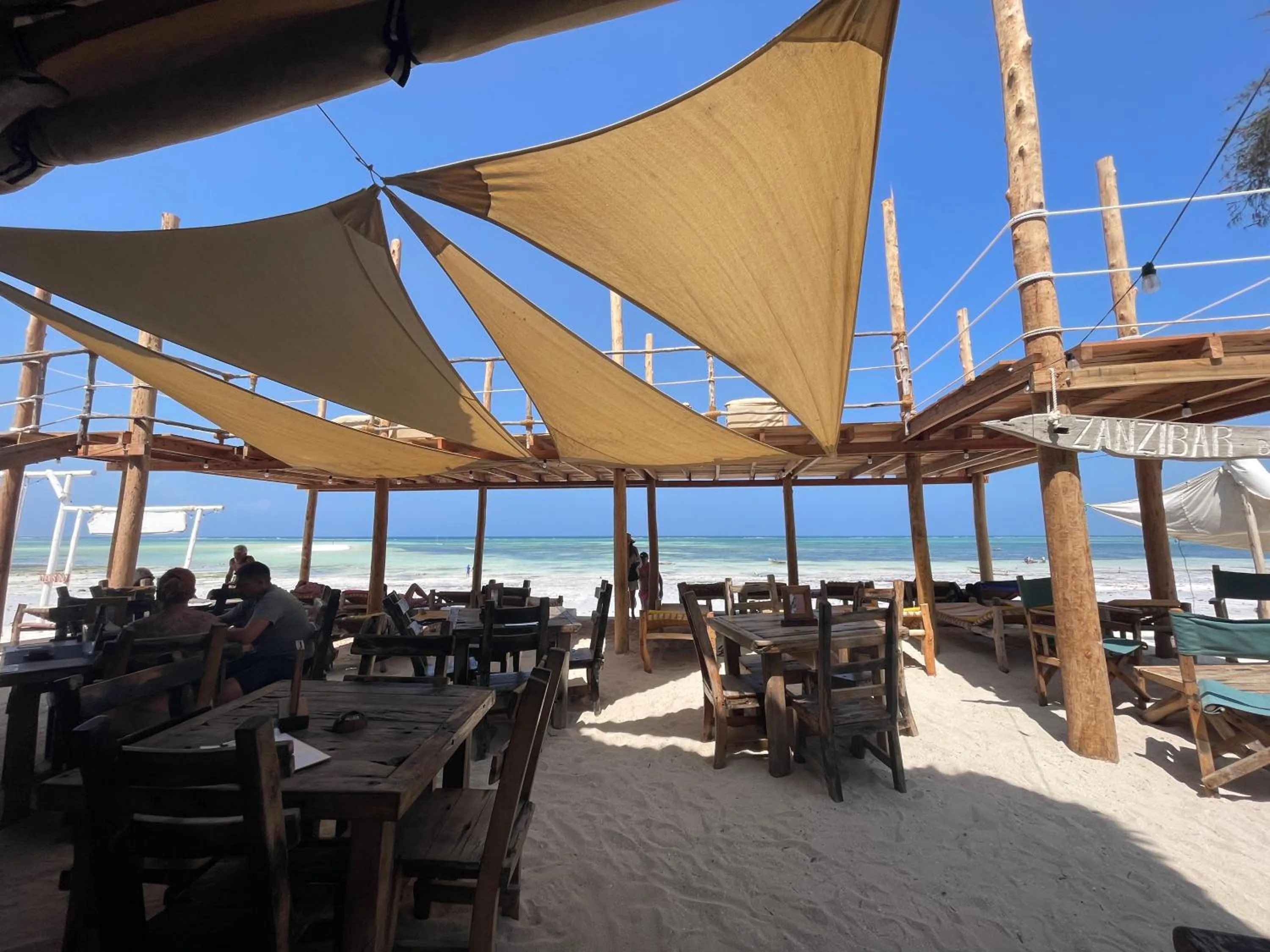 Beach in Breeze Residence