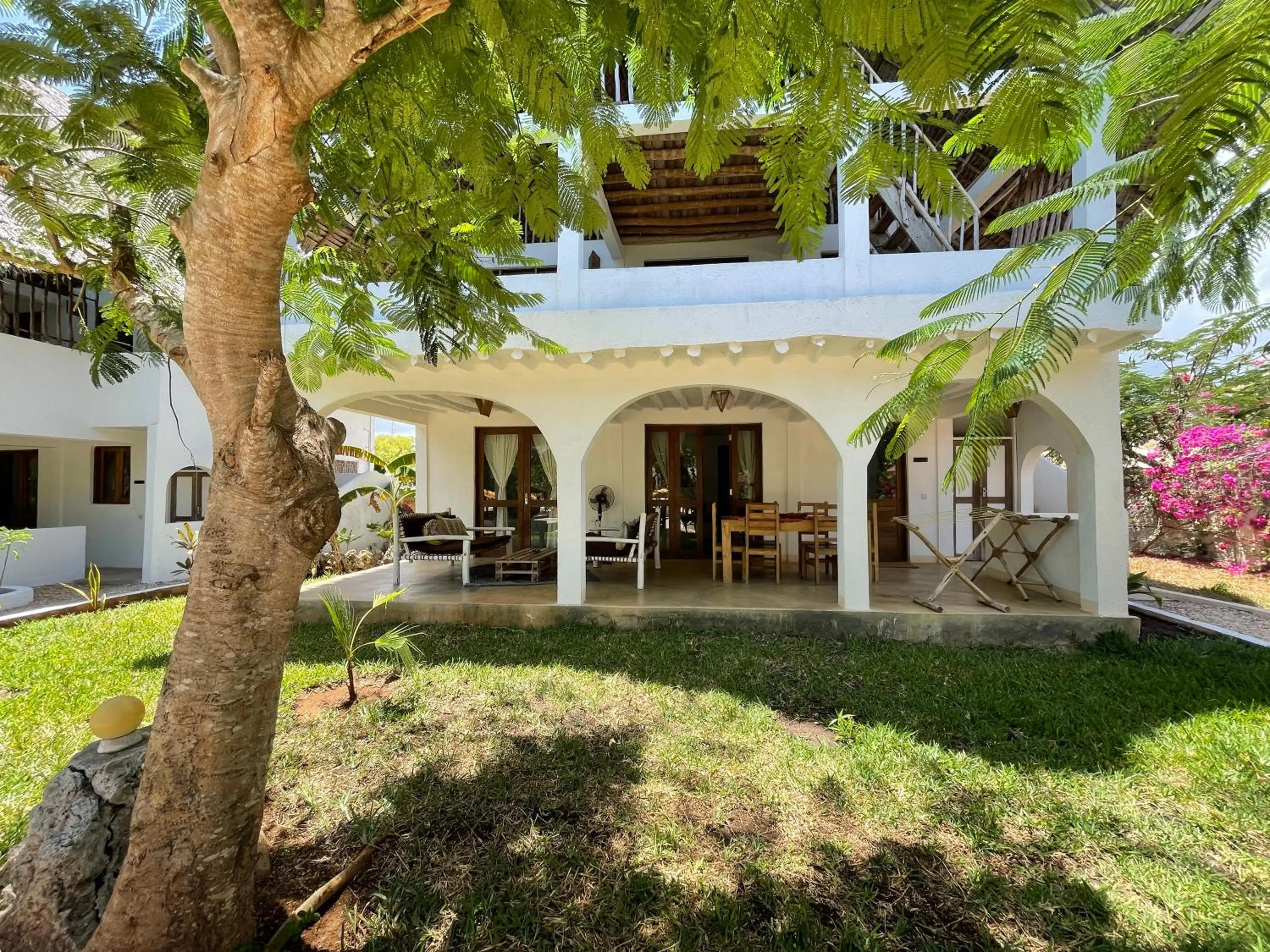 Patio in Breeze Residence
