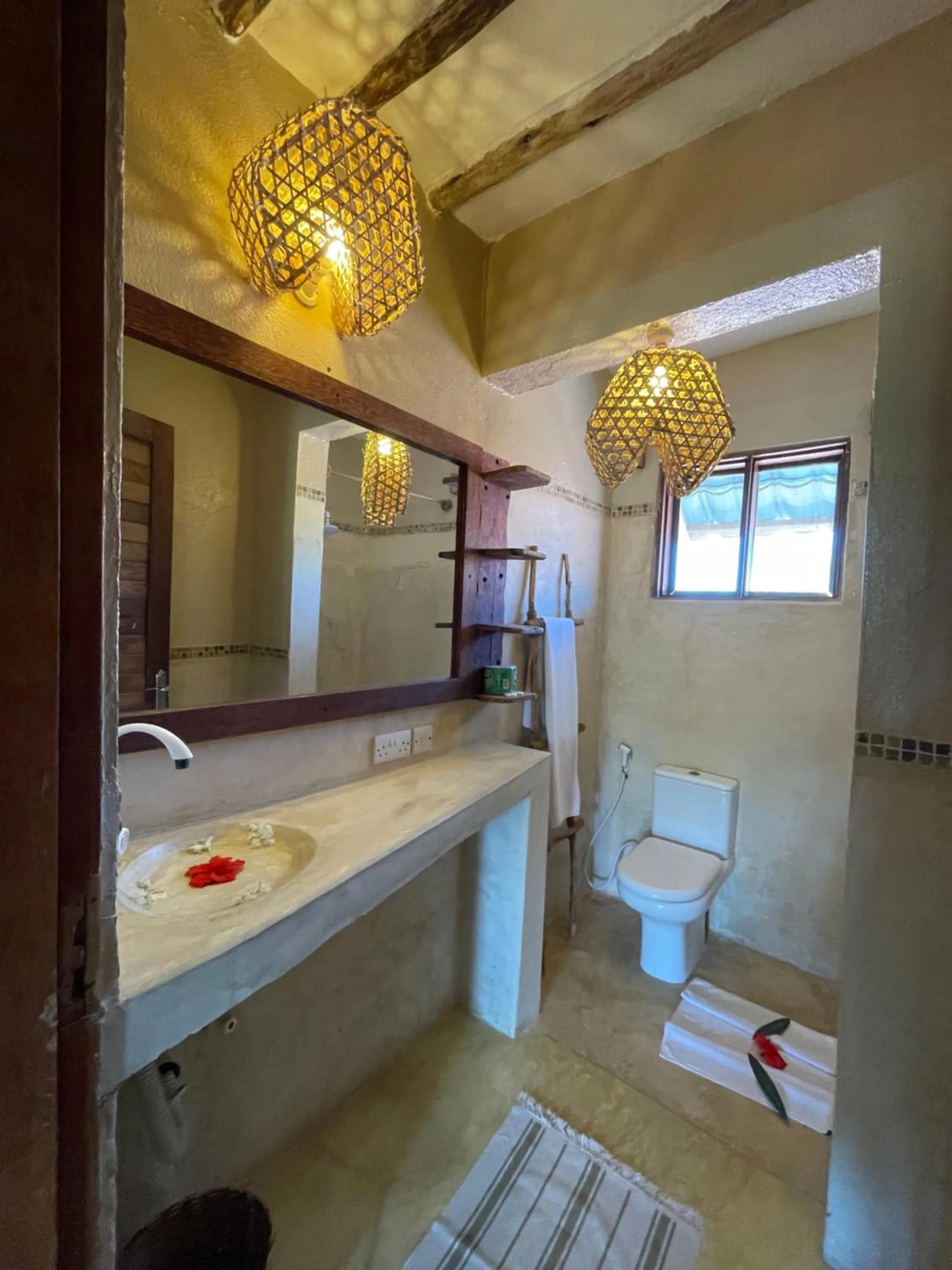 Toilet in Breeze Residence