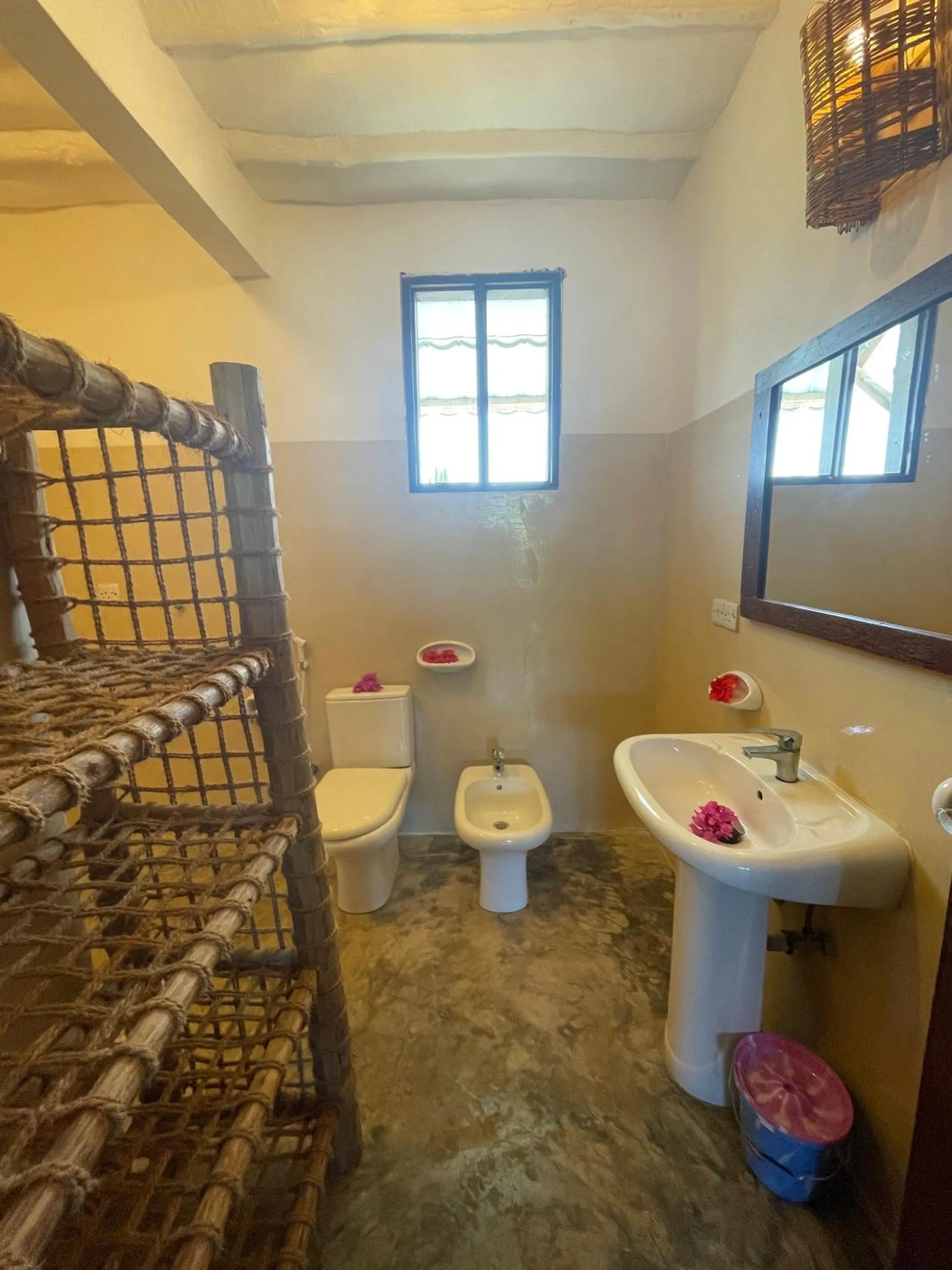 Toilet in Breeze Residence