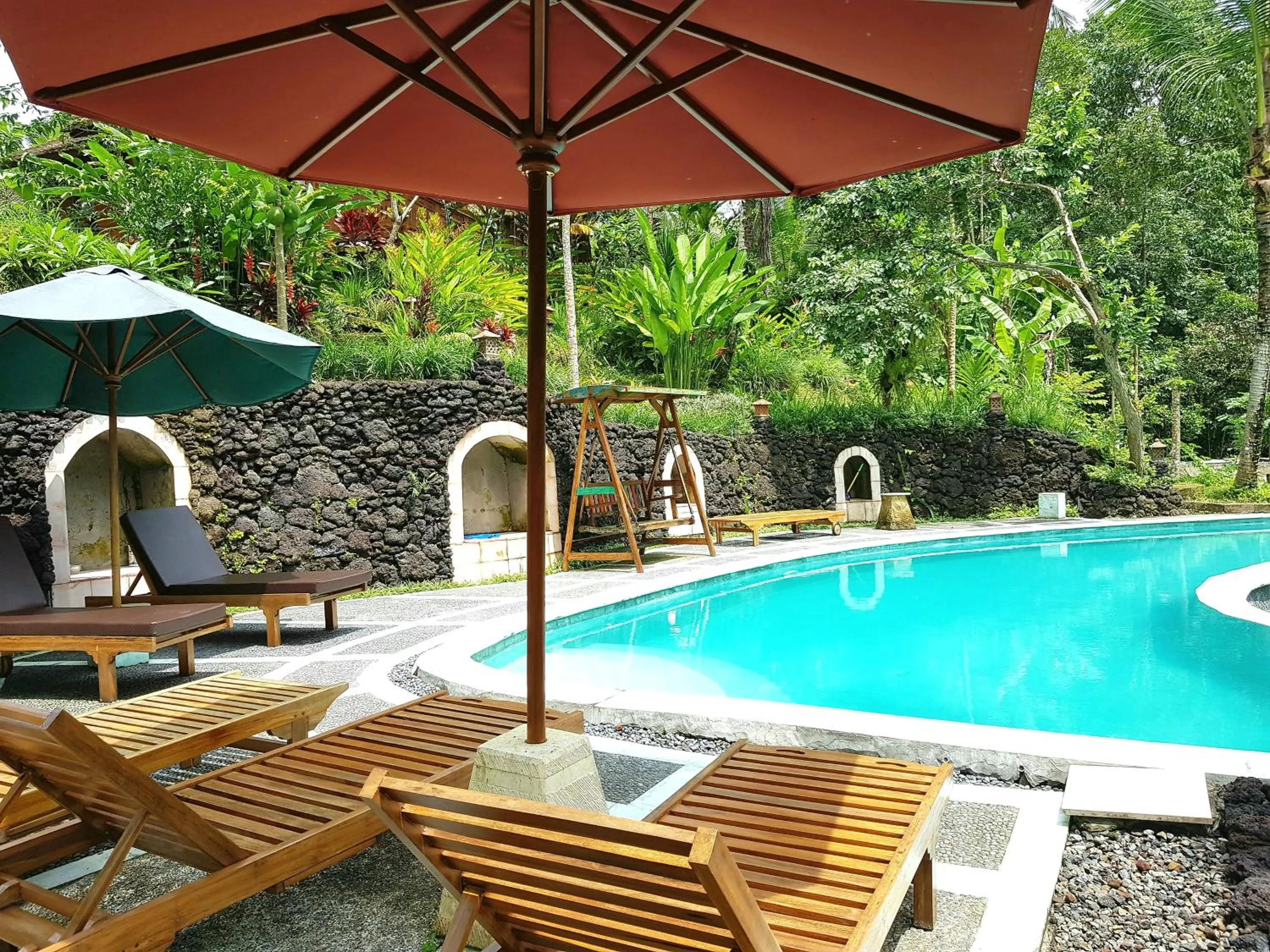Swimming pool in Song Broek Bali