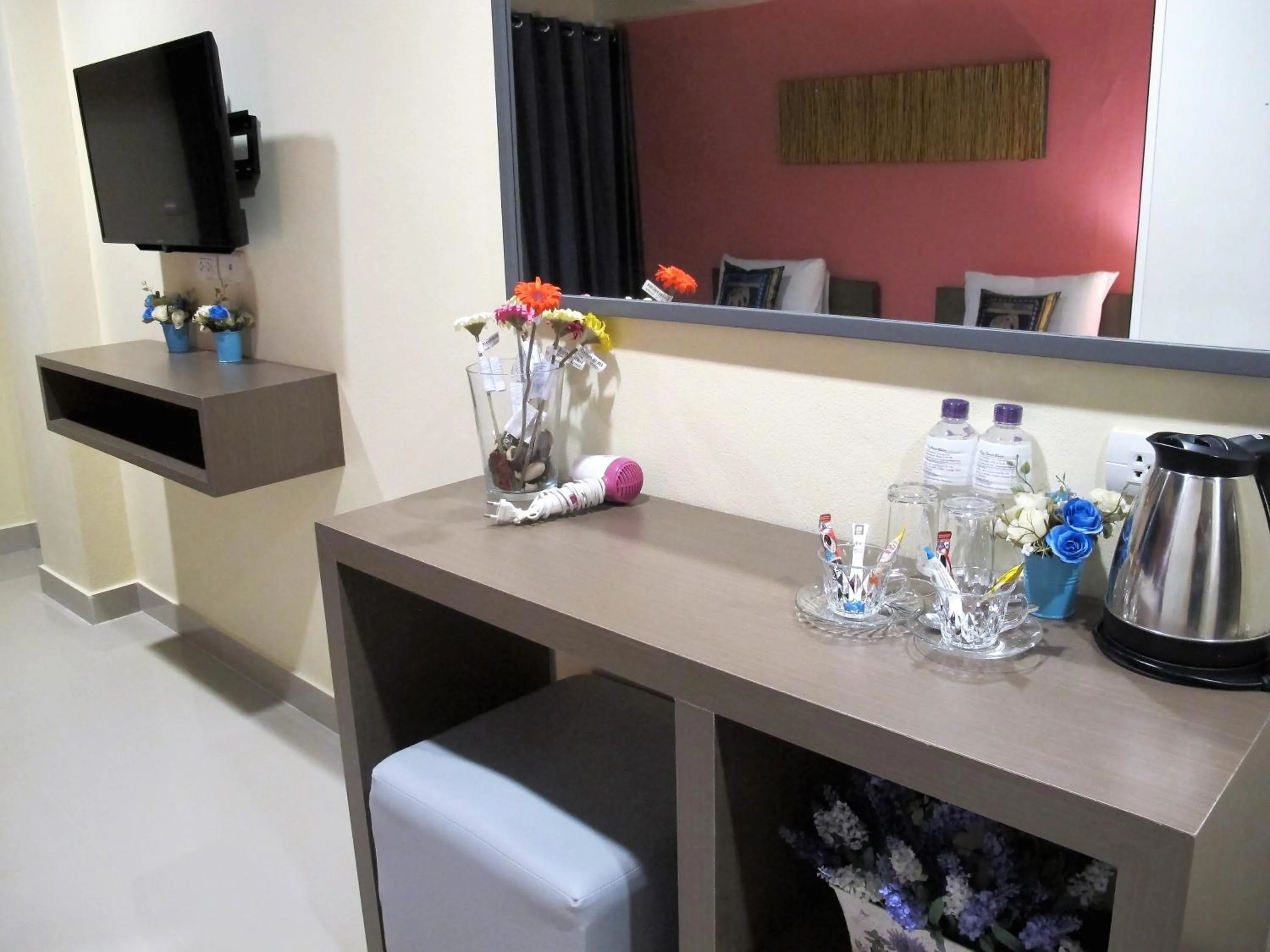 Photo of the whole room in Suvarnabhumi Oriental Resort