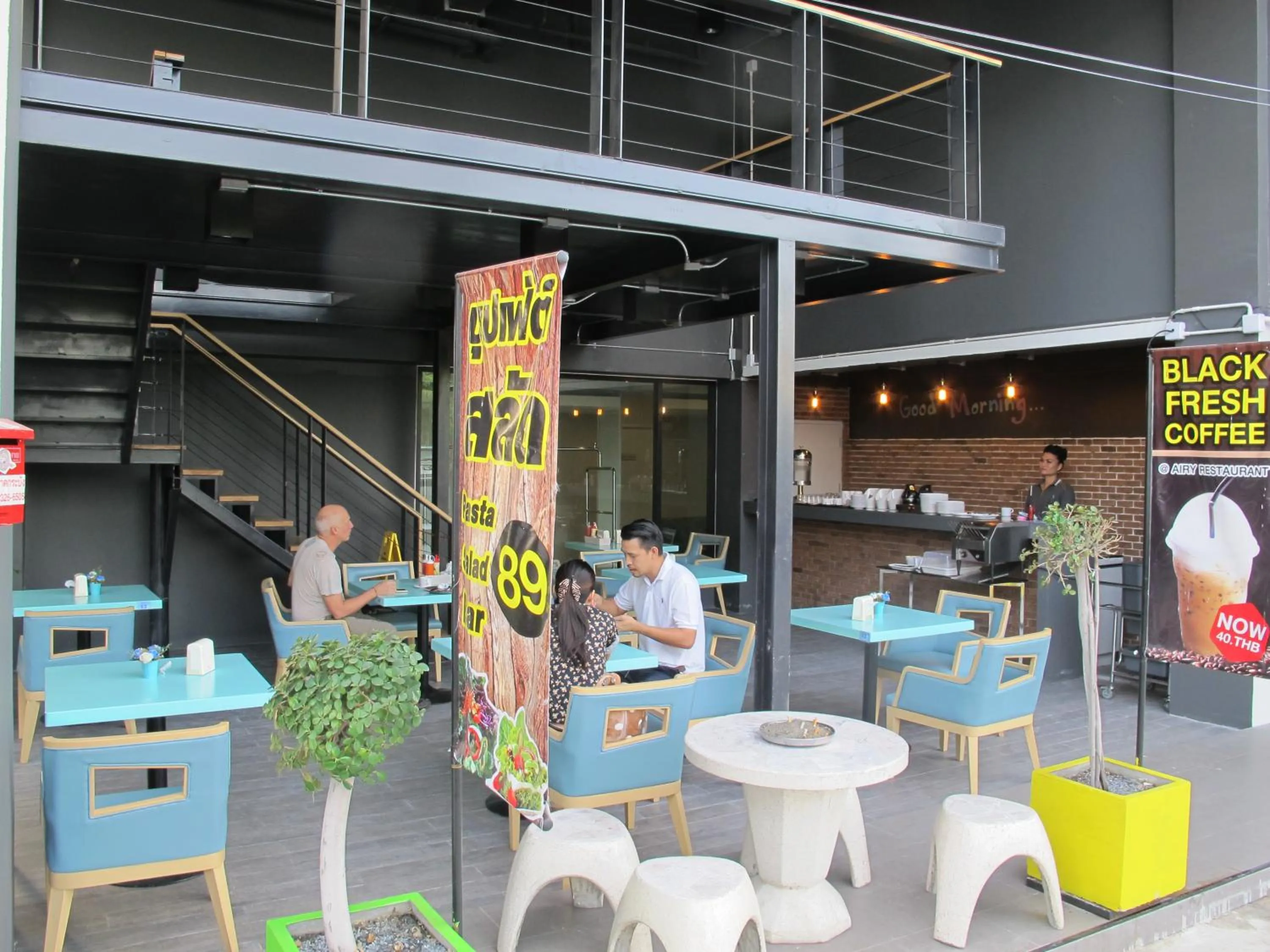 Restaurant/places to eat in Suvarnabhumi Oriental Resort