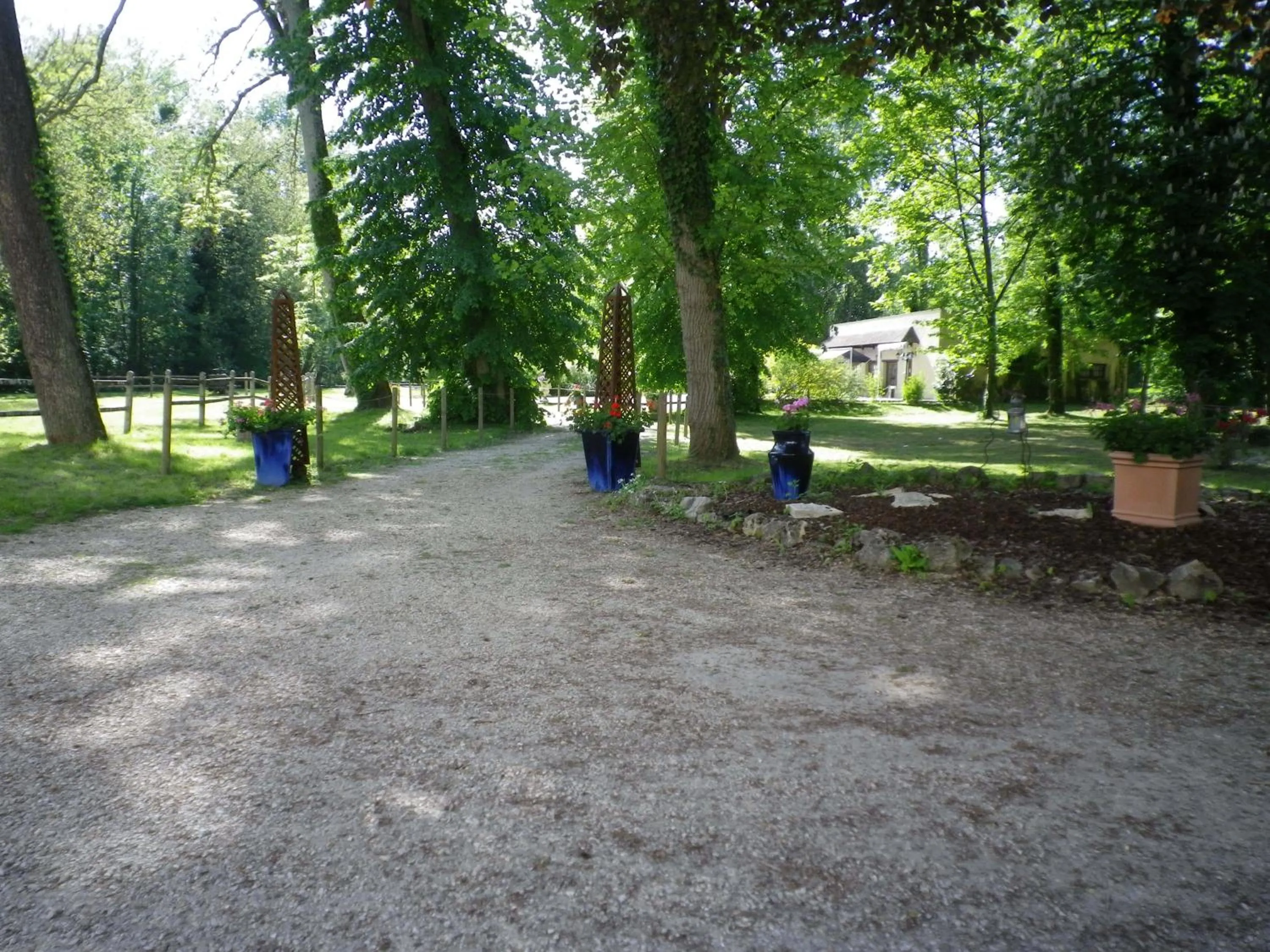 Natural landscape in Hôtellerie Nouvelle de Villemartin