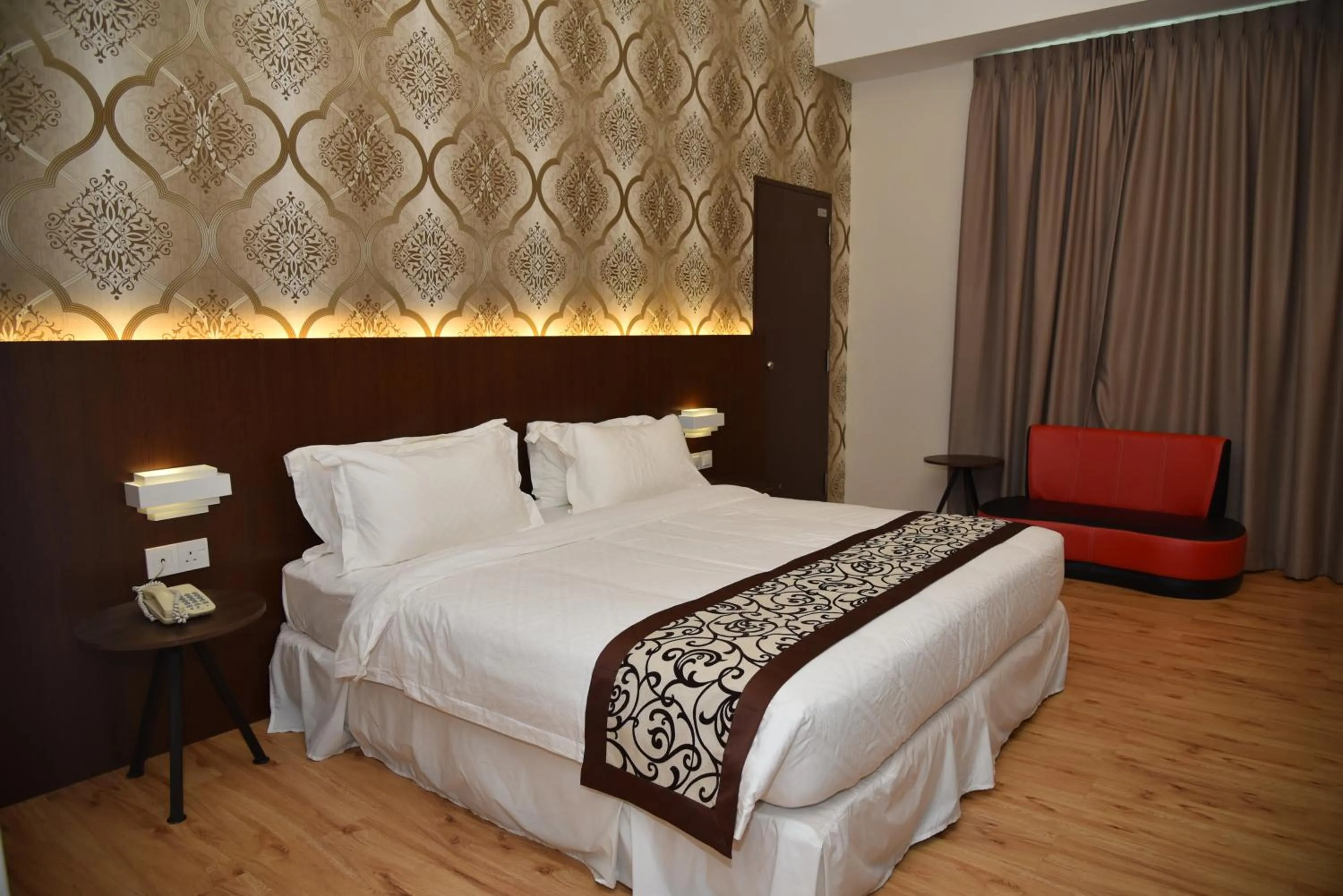 Bed in Casa Bonita Hotel