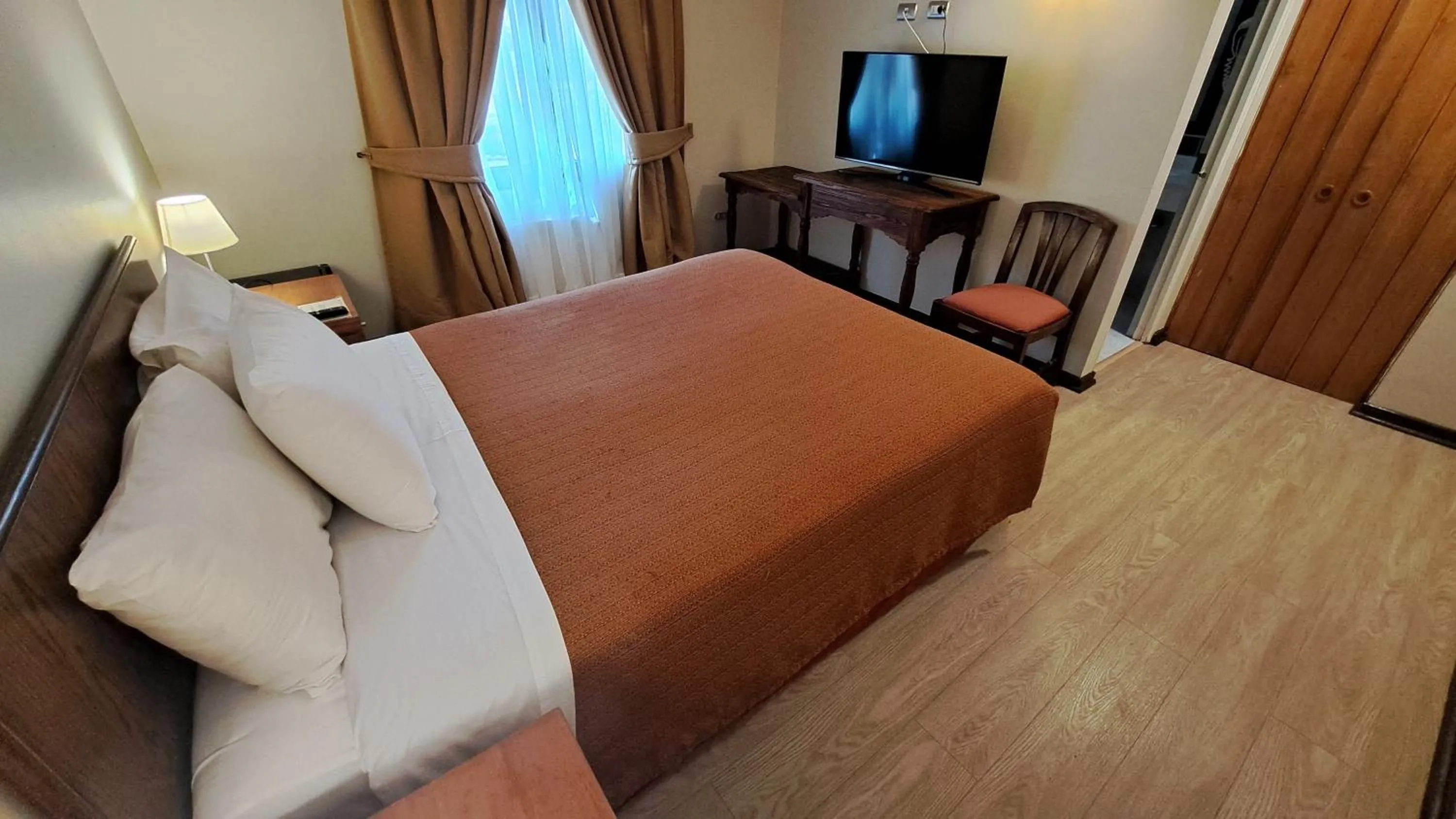 Photo of the whole room, Bed in Hotel Diego de Almagro San Pedro De Atacama