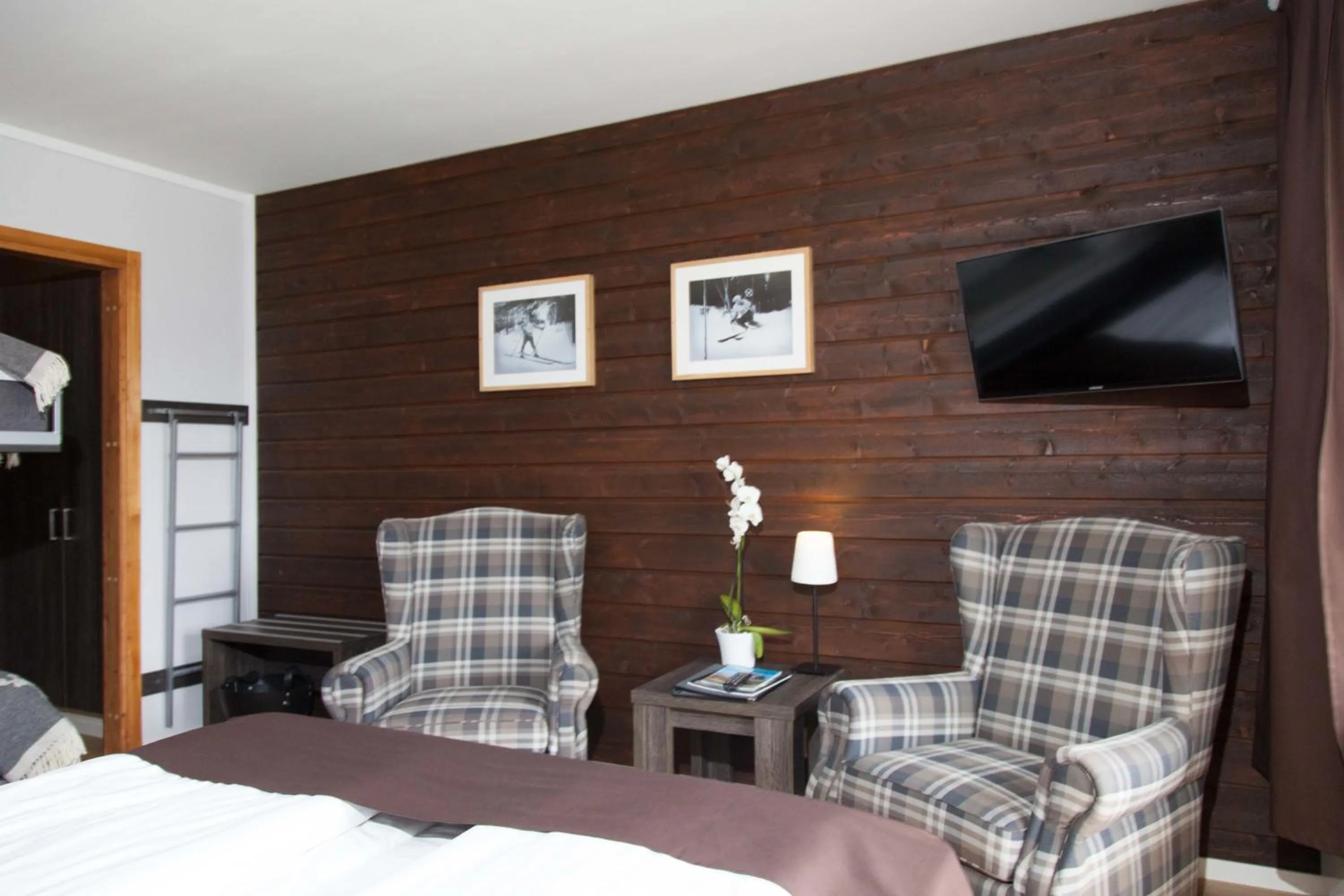 Photo of the whole room in Eriksgårdens Fjällhotell