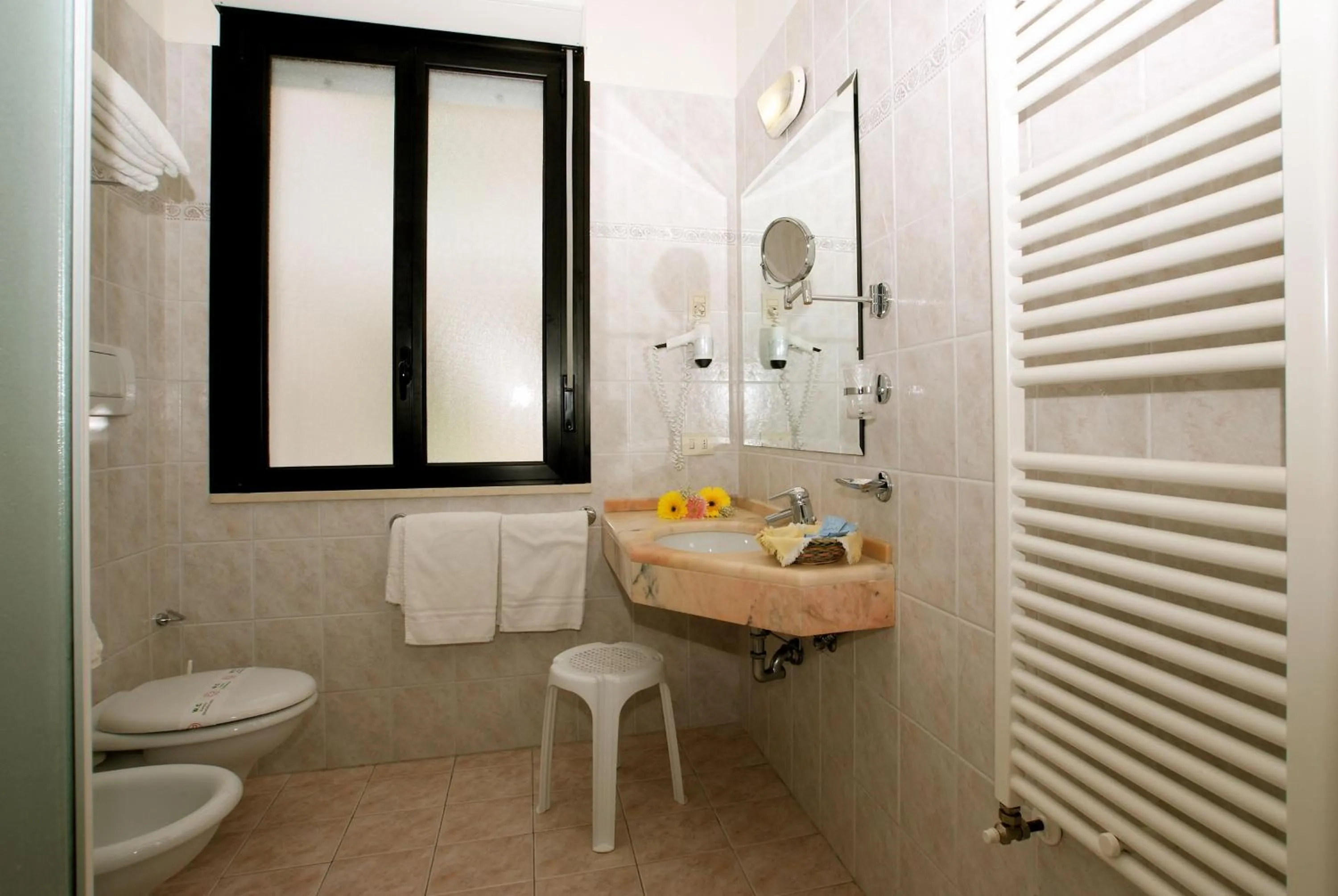 Bathroom in Hotel Athena