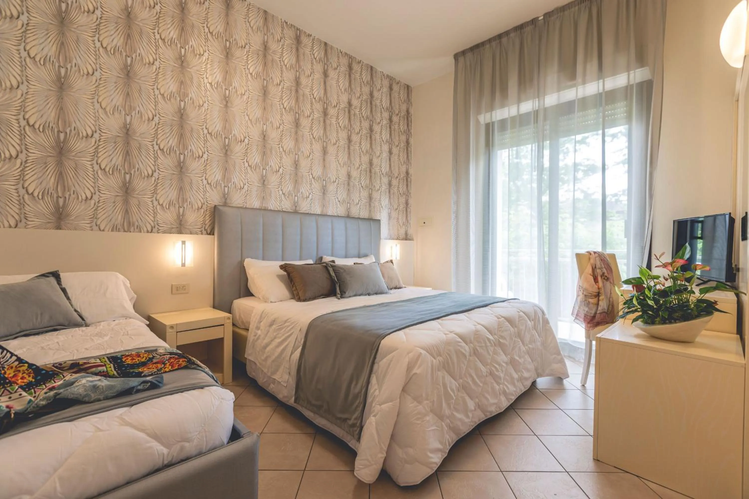 Photo of the whole room, Bed in Hotel Athena