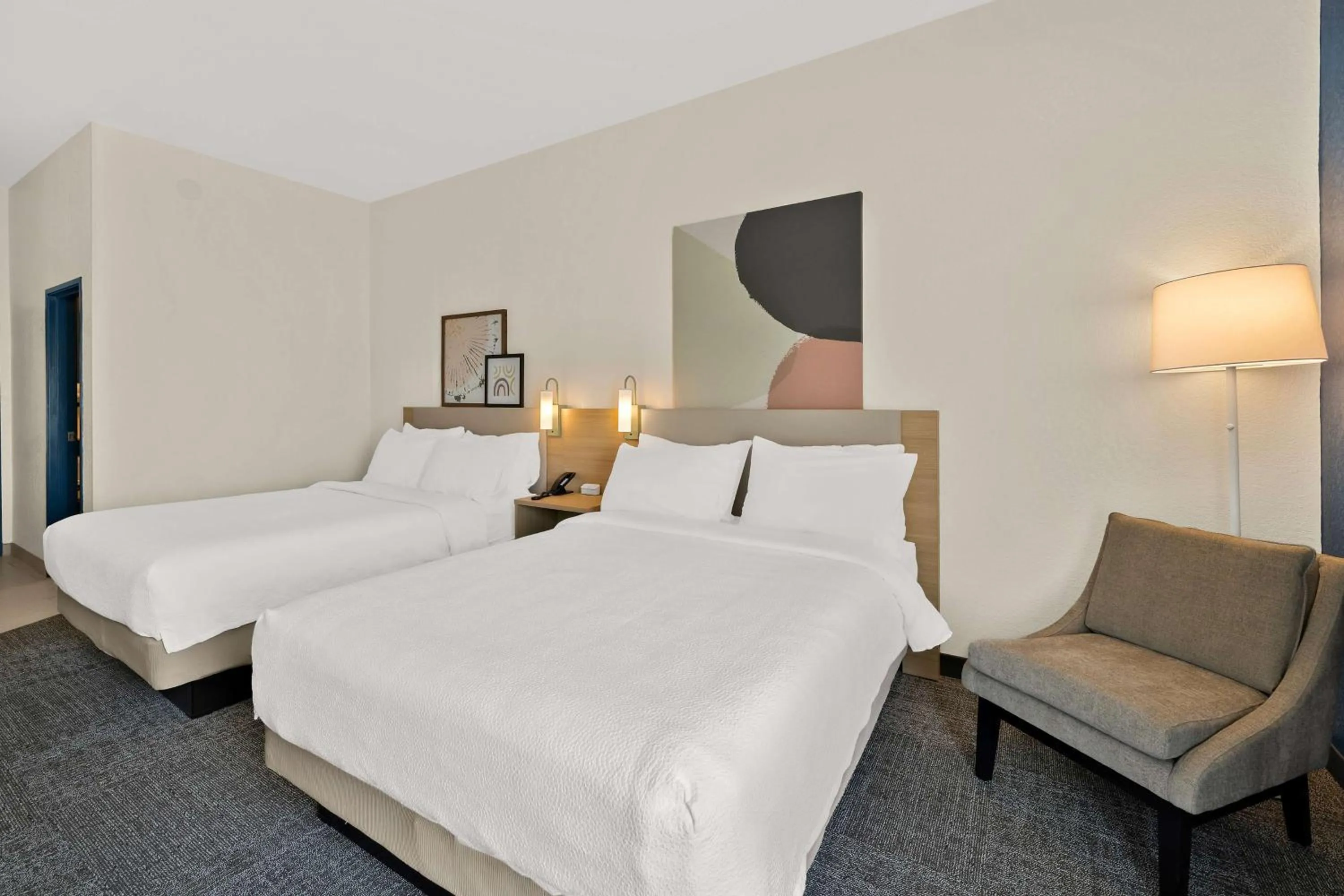 Bed in Spark By Hilton Tifton