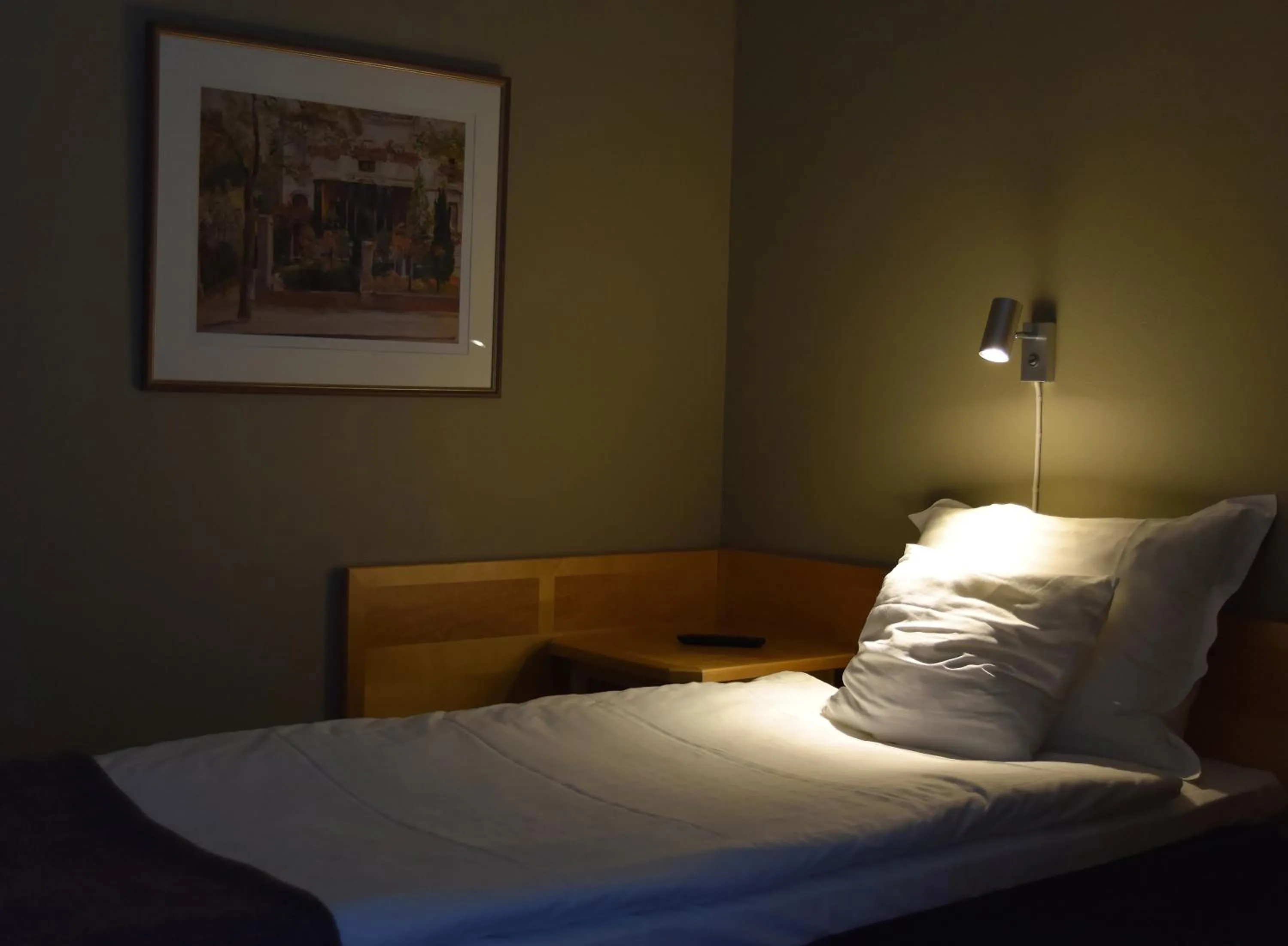 Bed in Stiftsgården Åkersberg