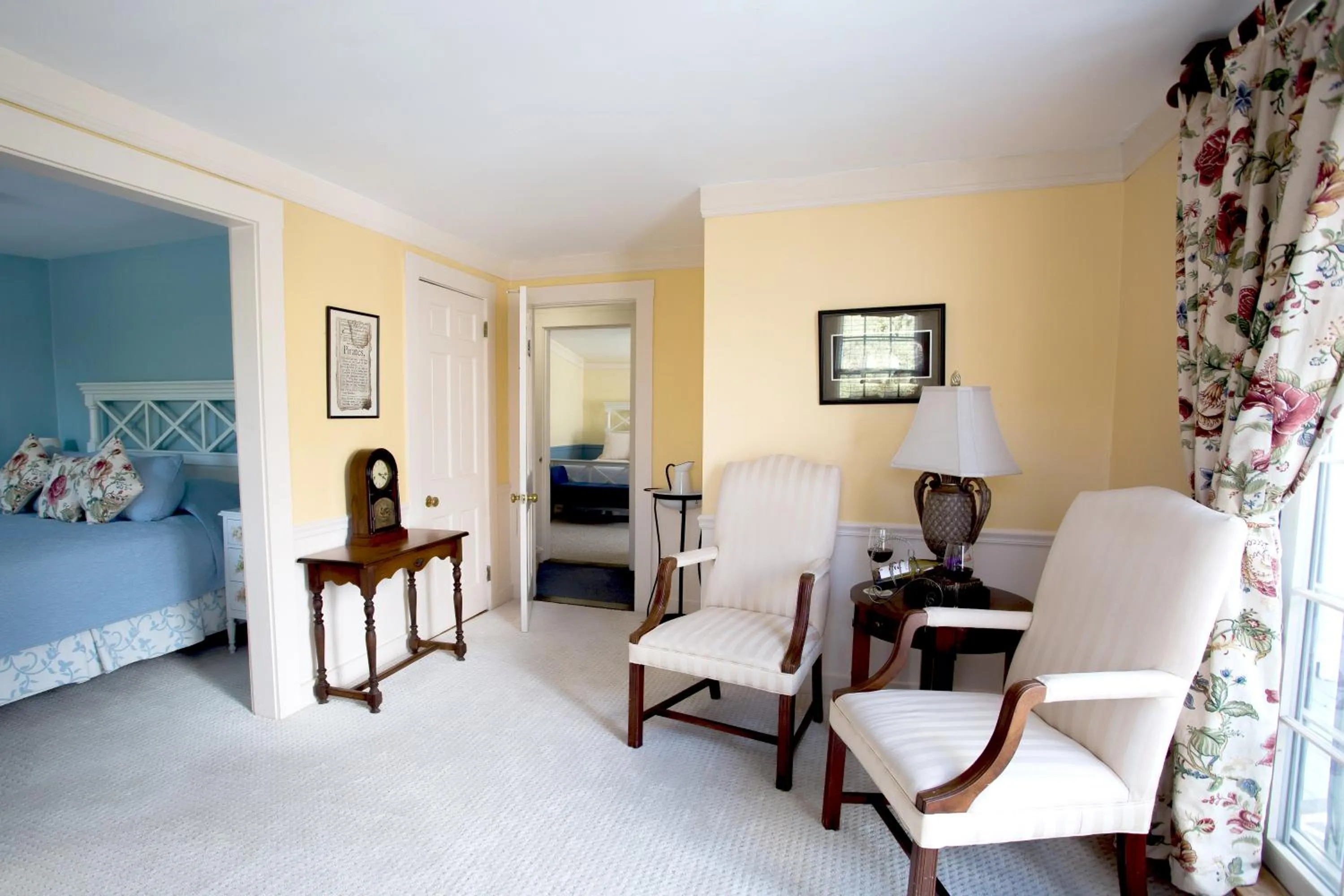 Seating area in Queen Anne Inn