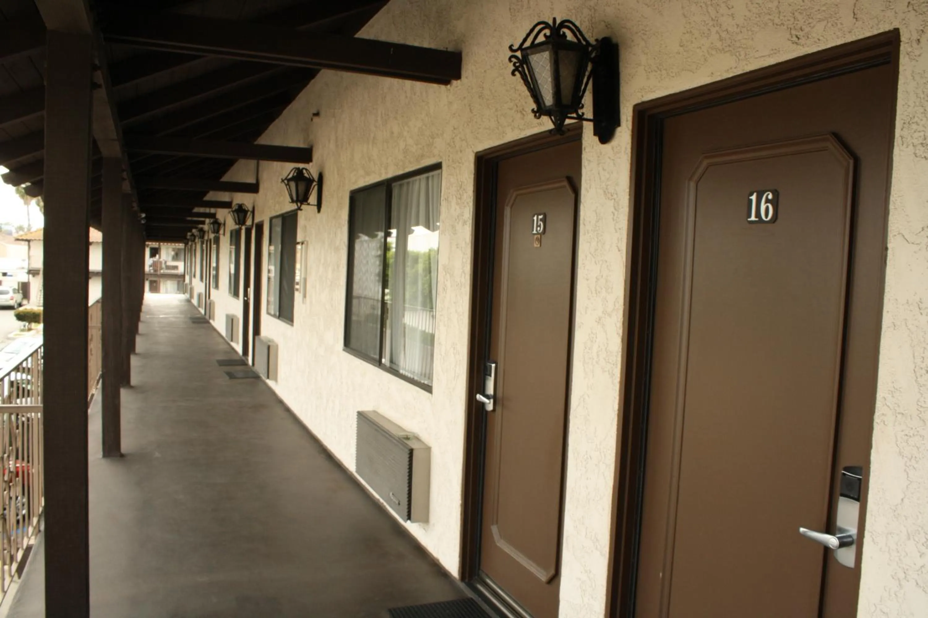 Decorative detail in Cozy Inn