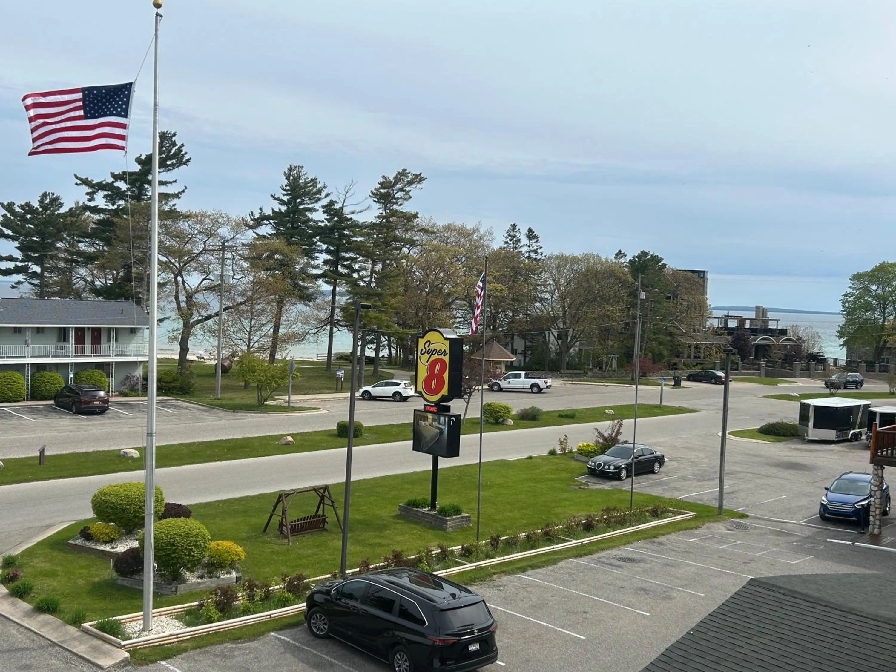 Property building in Super 8 by Wyndham Bridgeview of Mackinaw City
