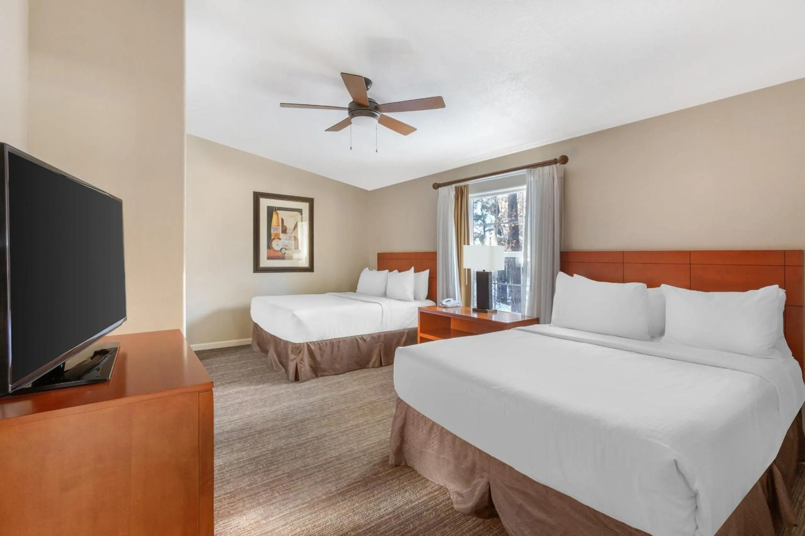 Bedroom, Bed in PVC at The Roundhouse Resort