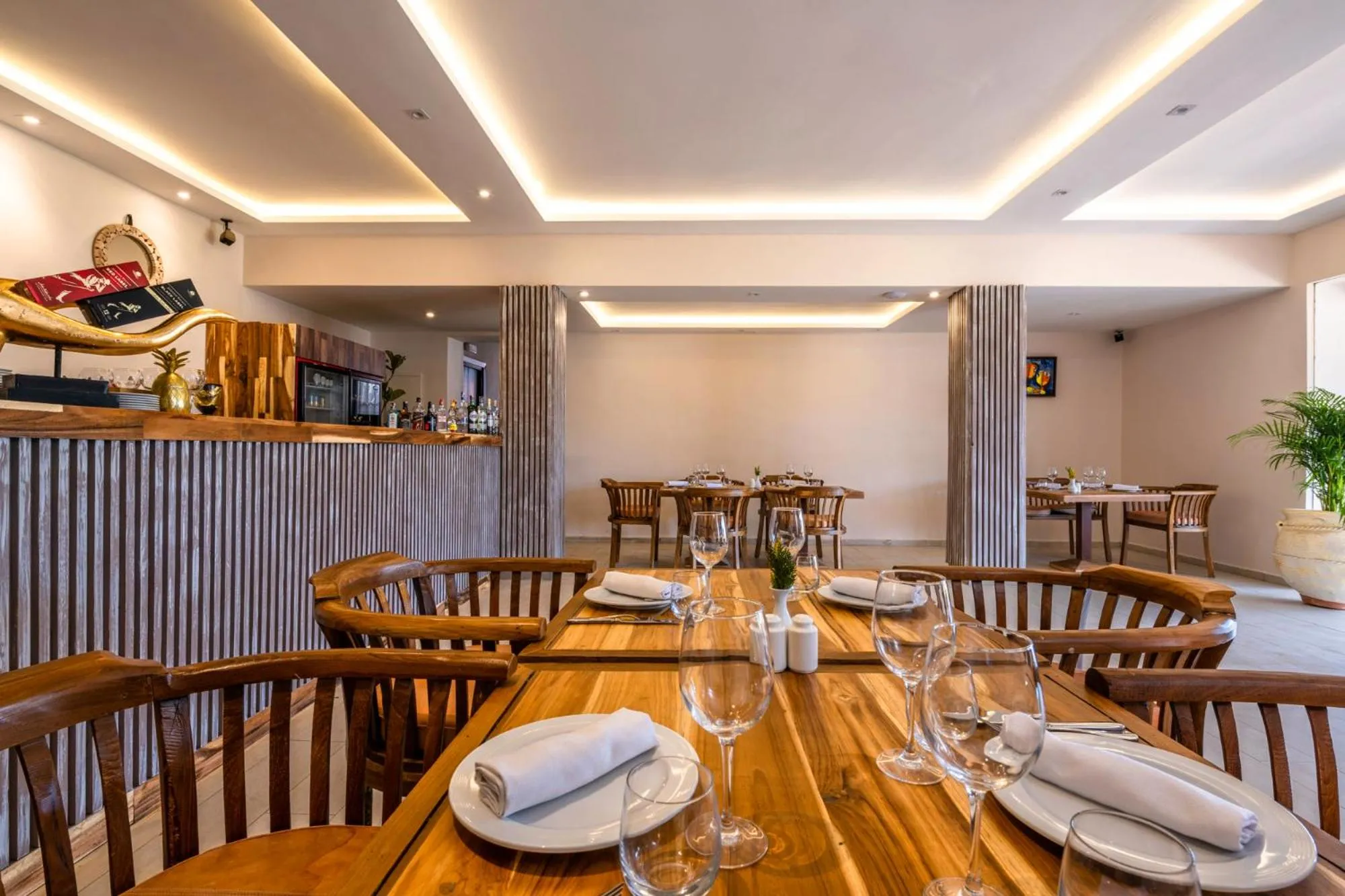 Restaurant/places to eat in Widiane Resort