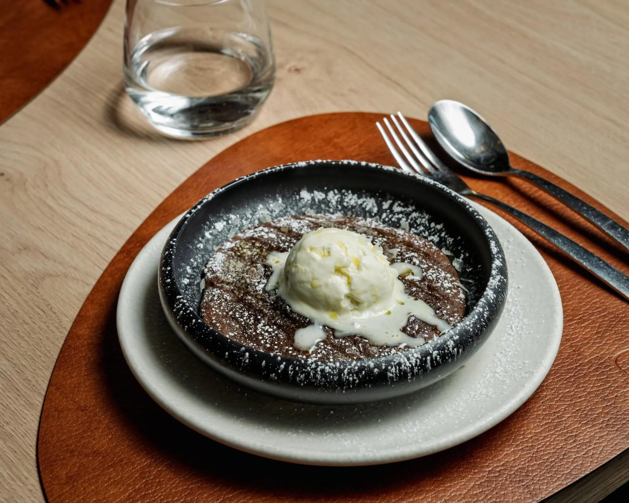 Restaurant/places to eat in Hotel Crowne Plaza Madrid Airport