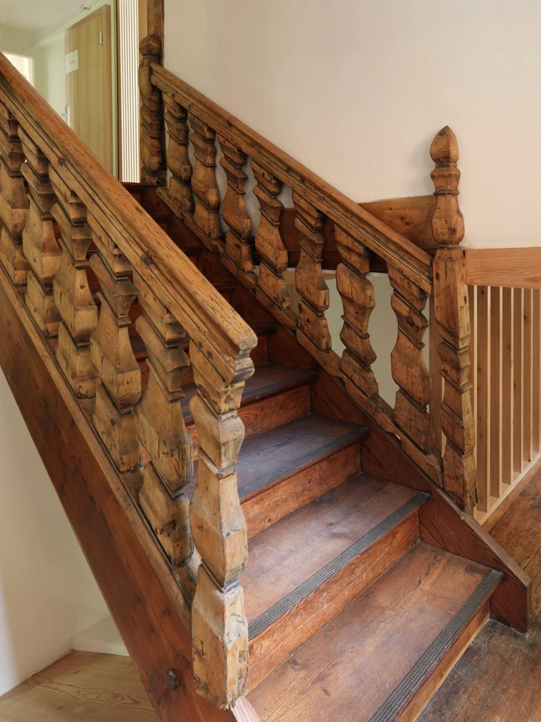 Decorative detail in Jugendherberge Trin