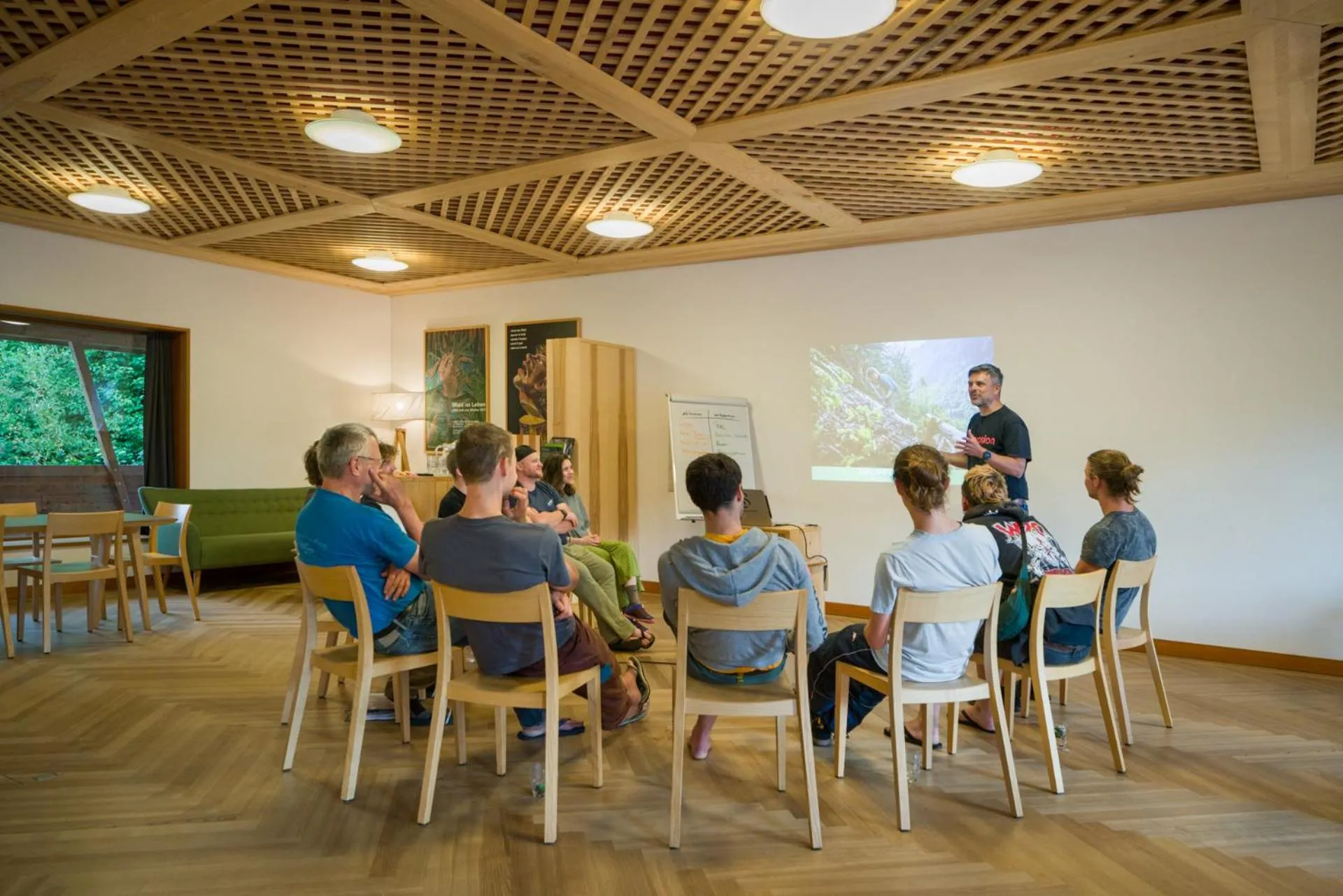 Business facilities in Jugendherberge Trin